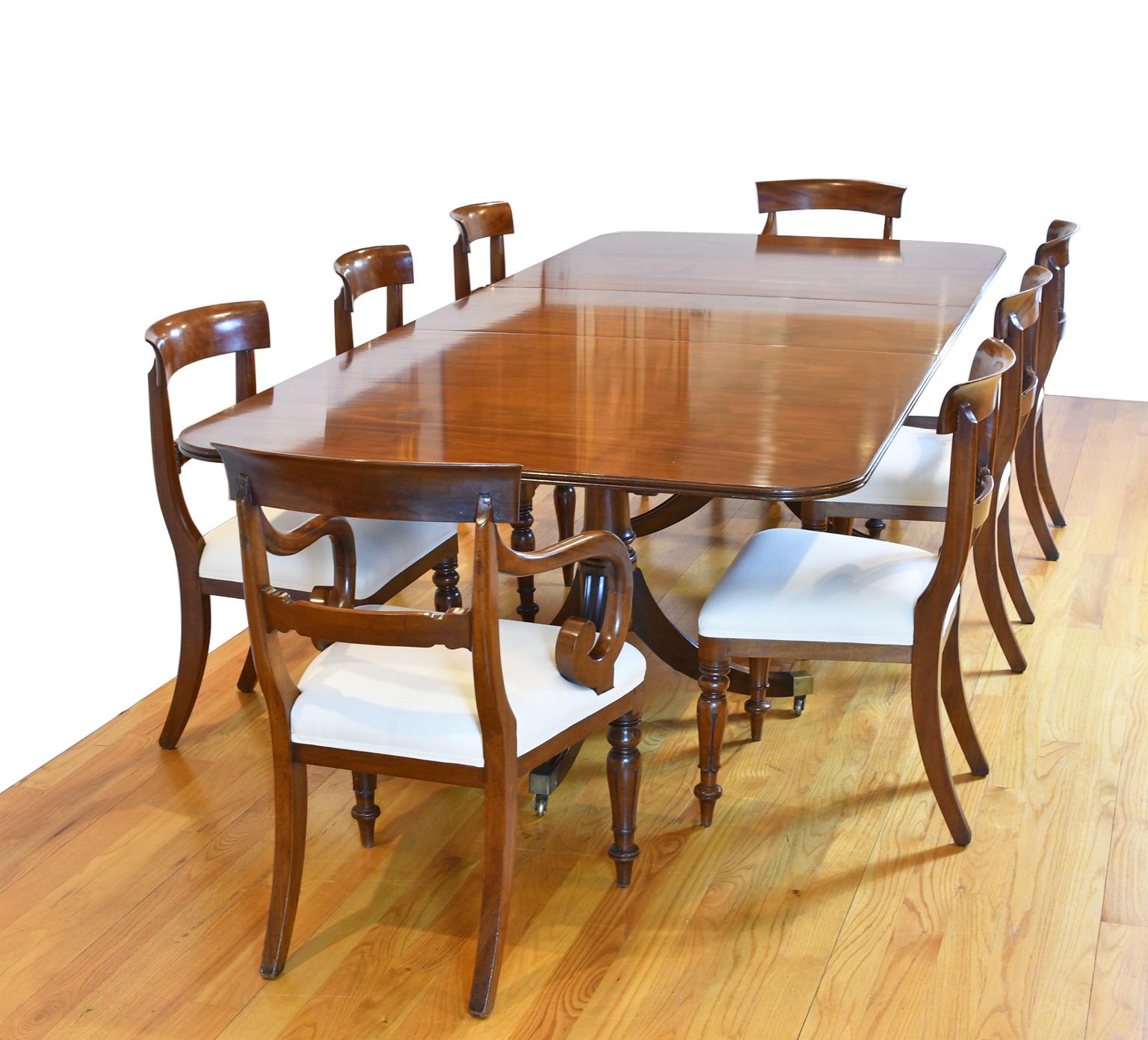 15' Antique English Banquet Dining Table in Mahogany w/ 3 Pedestals & 2 Leaves In Good Condition In Miami, FL