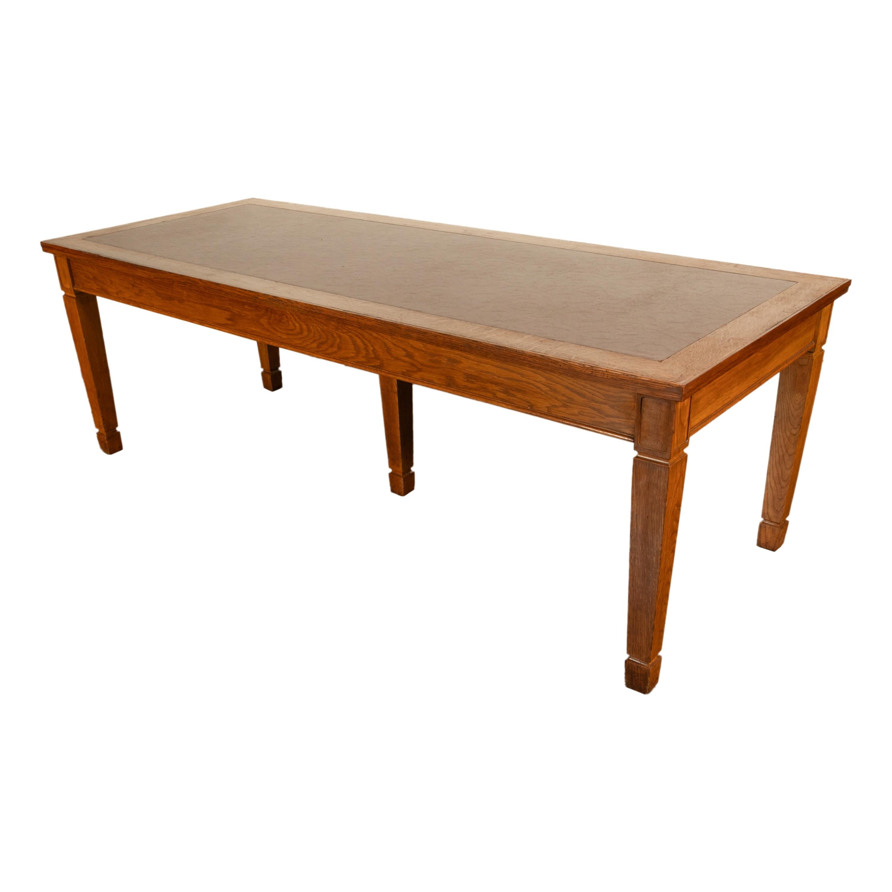 Tavolo da pranzo lungo in Oak Arts & Crafts a cinque gambe per biblioteca 1900 in vendita 2