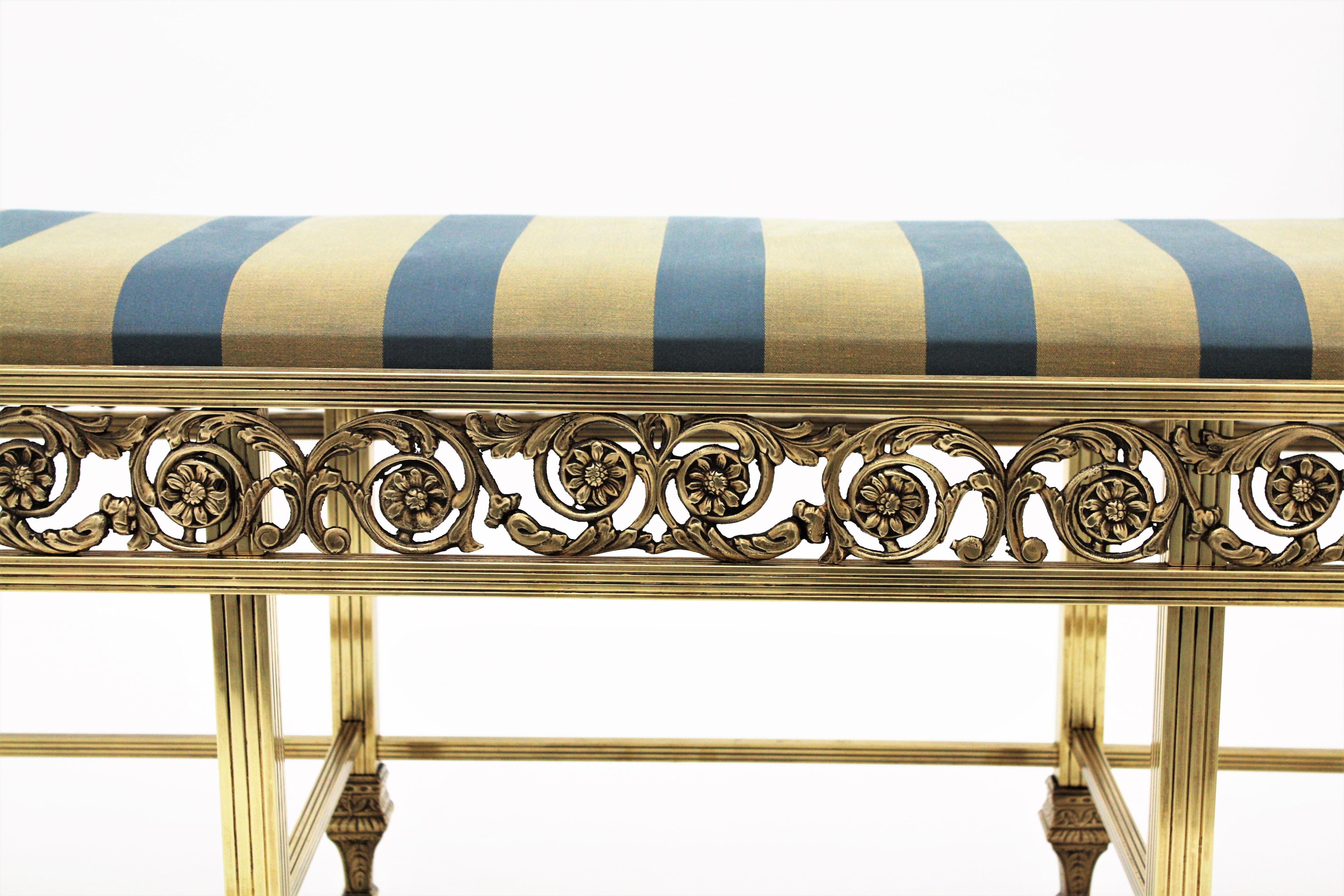 French Brass Long Bench Upholstered in Striped Silk Fabric, 1940s For Sale 1