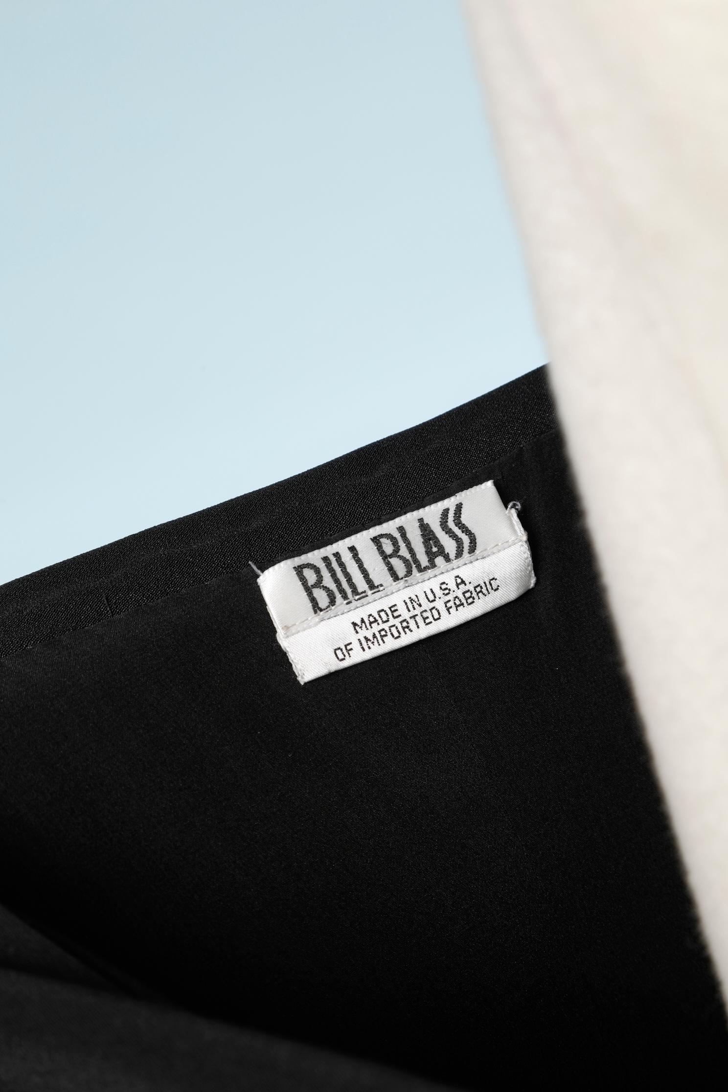 Robe longue asymétrique en crêpe noir Bill Blass en vente 2