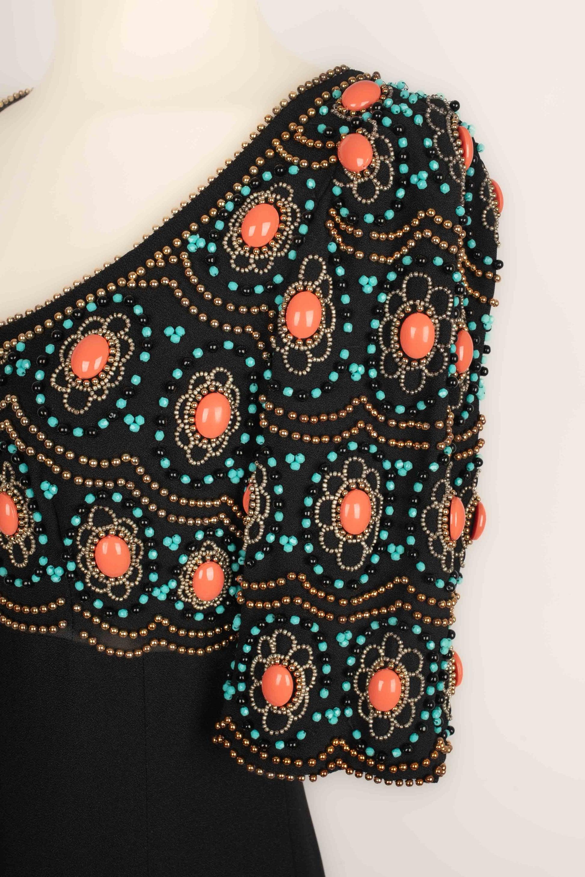 Robe longue en crêpe noir, 1965 en vente 1