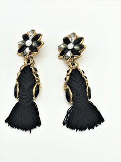 Kalinger, Paris 1990s Black Dangle Clip on Earrings, Gold Resin