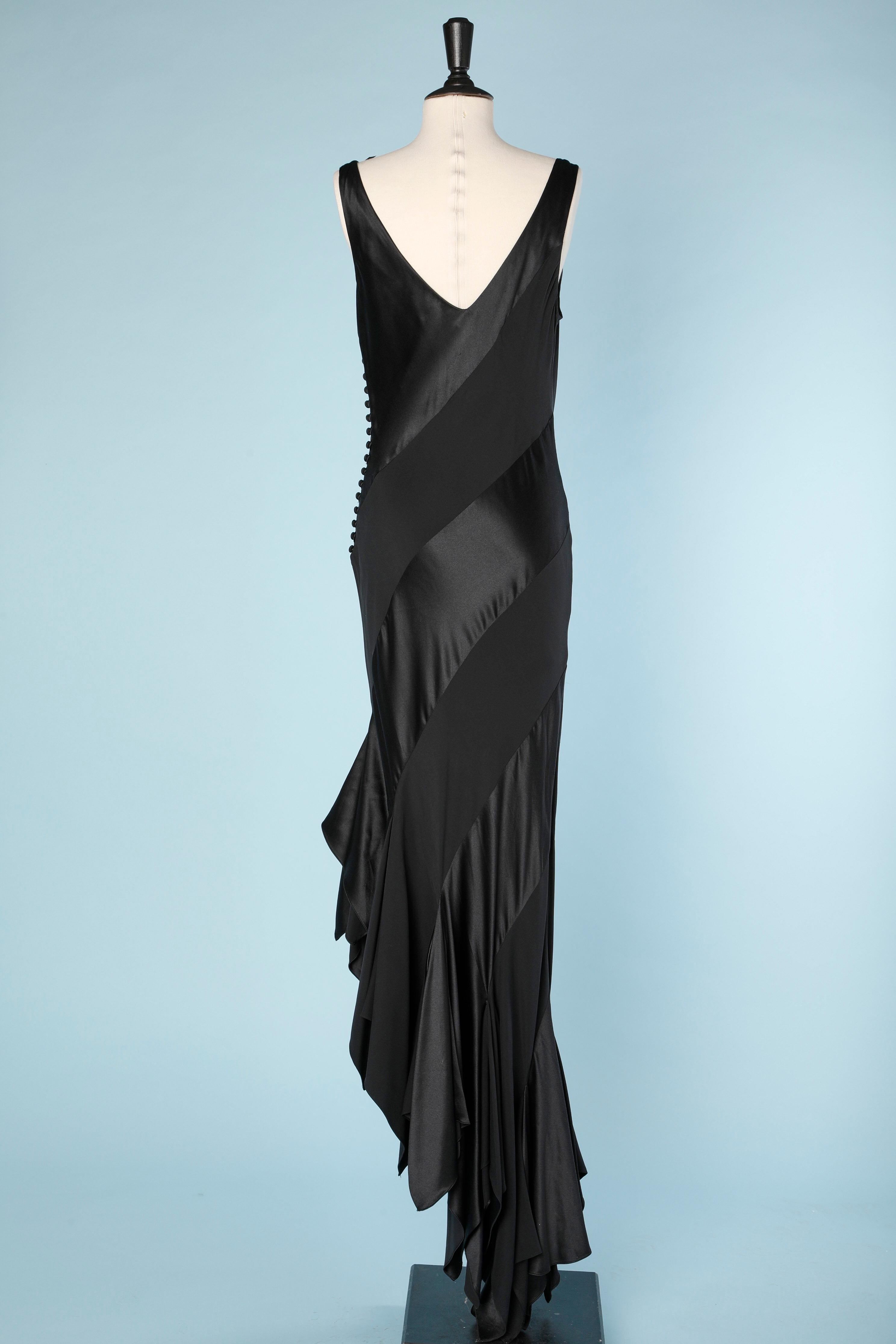 Langes schwarzes Abendkleid aus Satin Bellville Sassoon / Lorcan Mullany 1