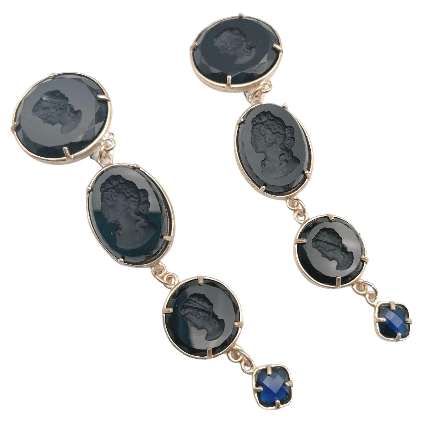 Long Bronze earrings with Murano glasses  di Patrizia Daliana