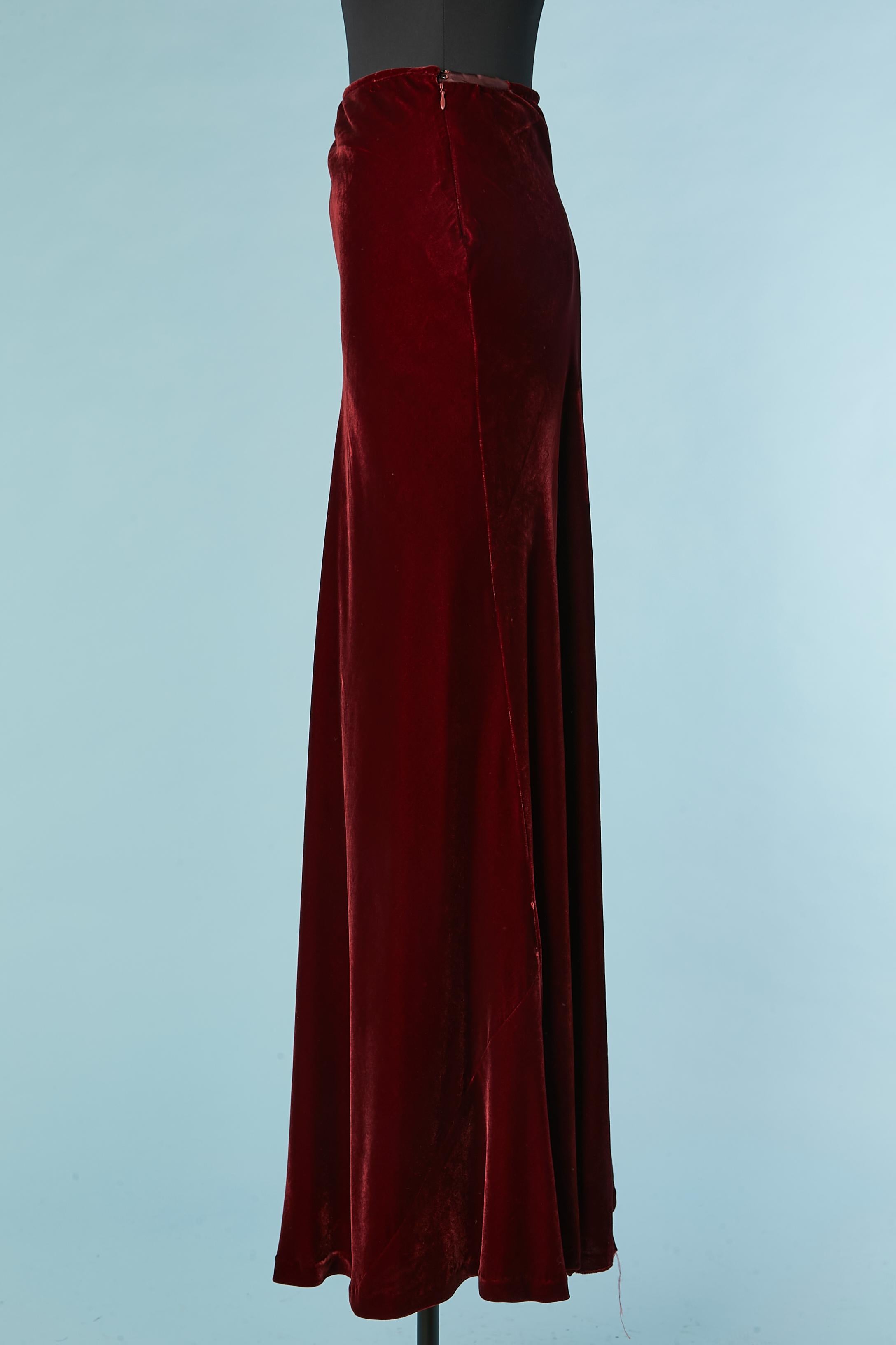 Long burgundy velvet skirt Ralph Lauren  In Excellent Condition For Sale In Saint-Ouen-Sur-Seine, FR