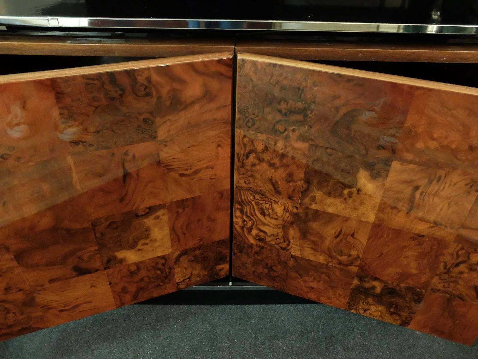 Long Burl Wood Sideboard Attributed to Willy Rizzo, circa 1970 1