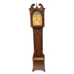 Horloge naine en bois à boîtier long