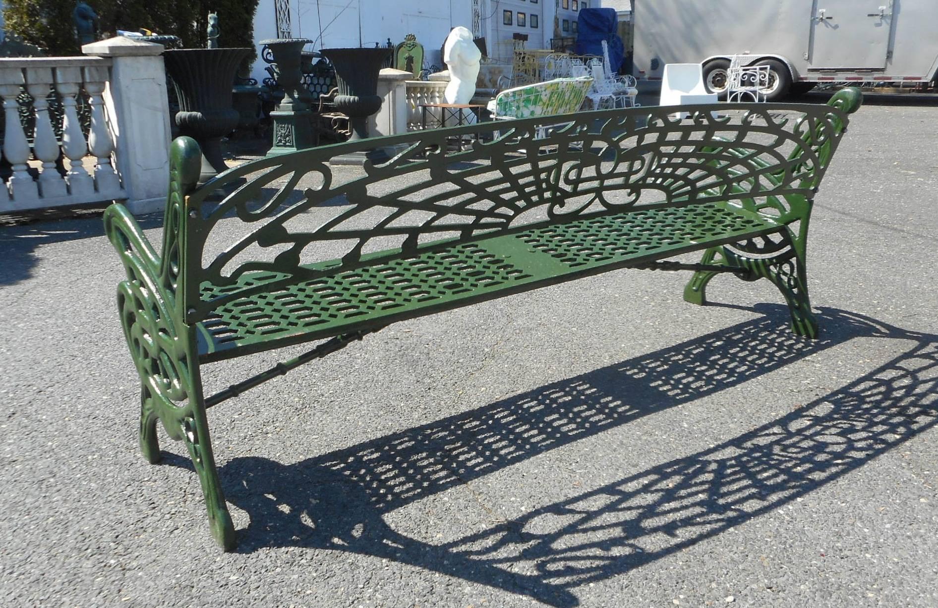 Long Cast Iron Sculpted Bench In Good Condition In Brooklyn, NY