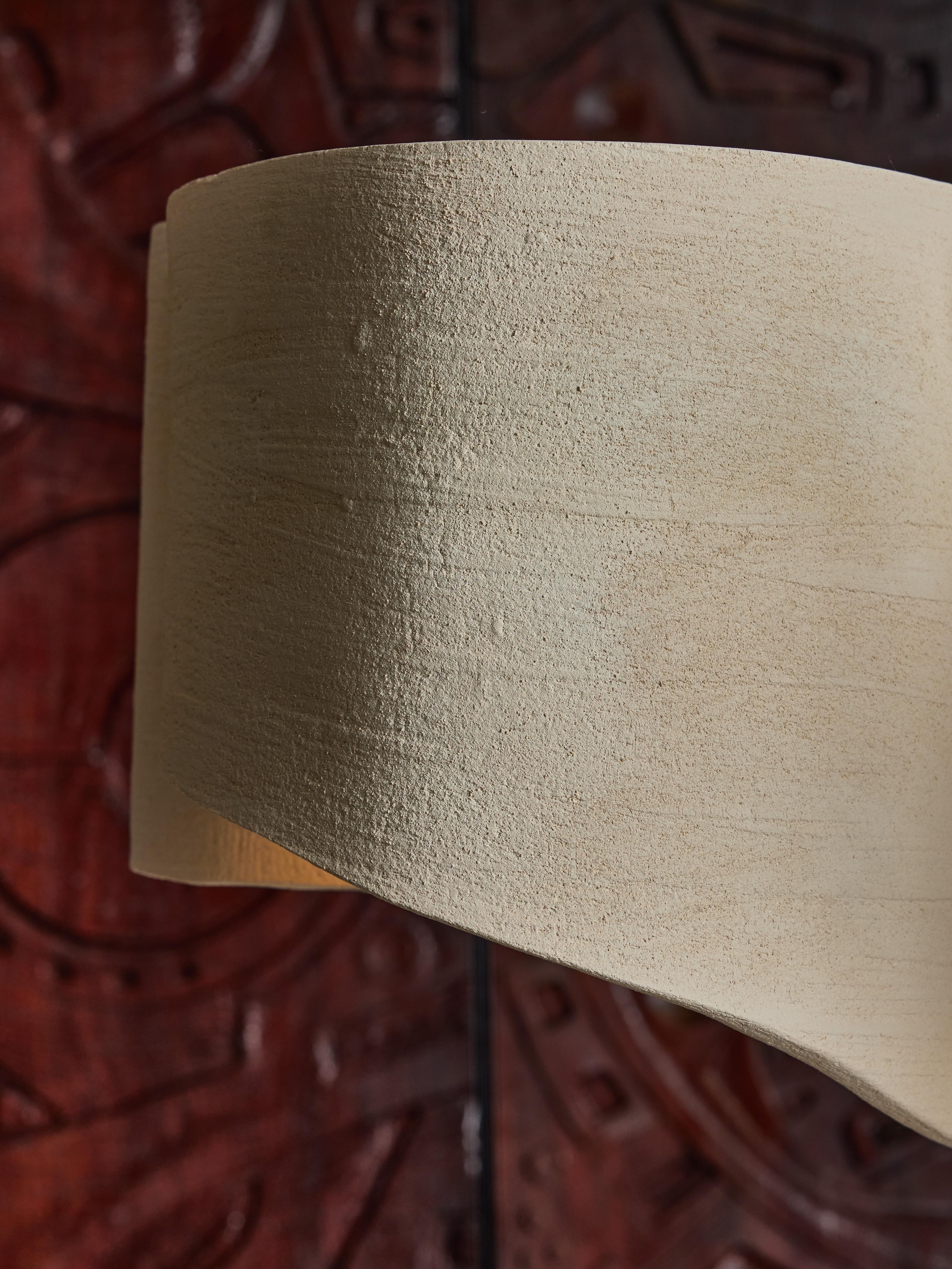 Lampadario lungo in ceramica di Olivia Cognet in vendita 1