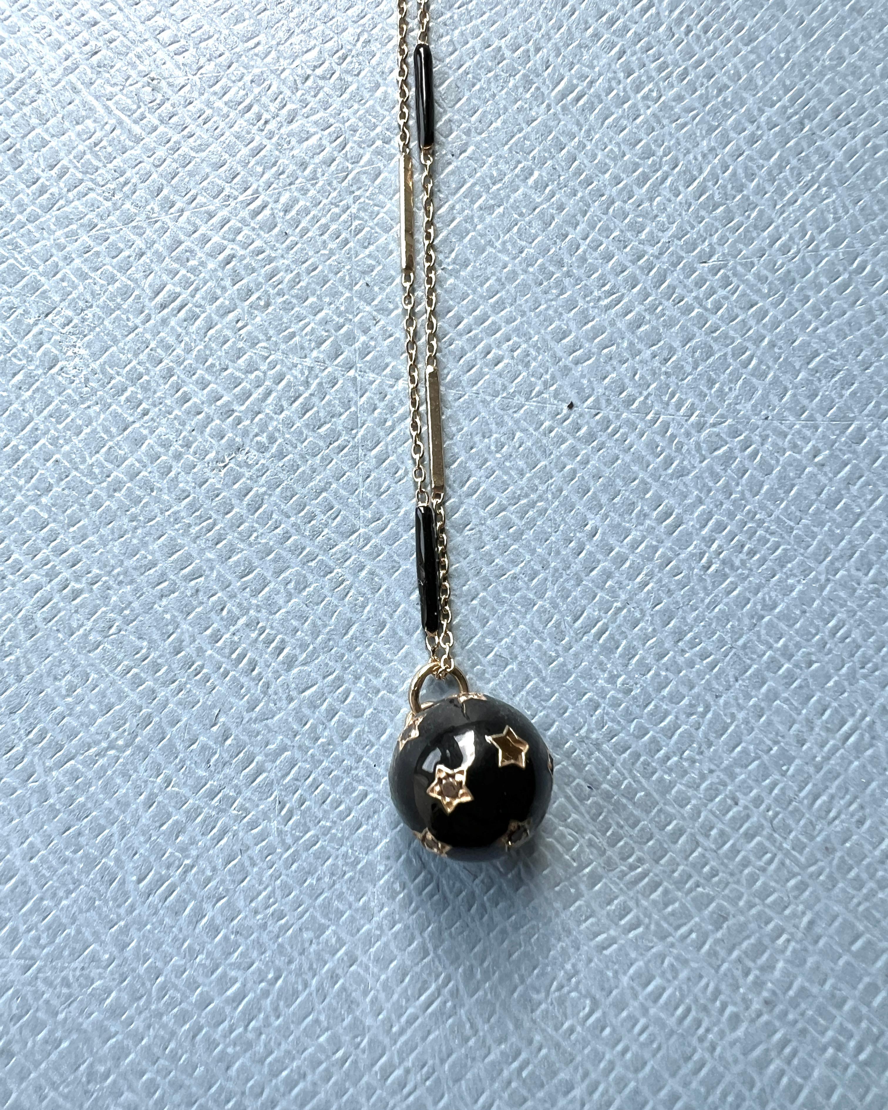 Long Chain Necklace Black Diamond White Diamond Star Ball Black Enamel in vendita 4