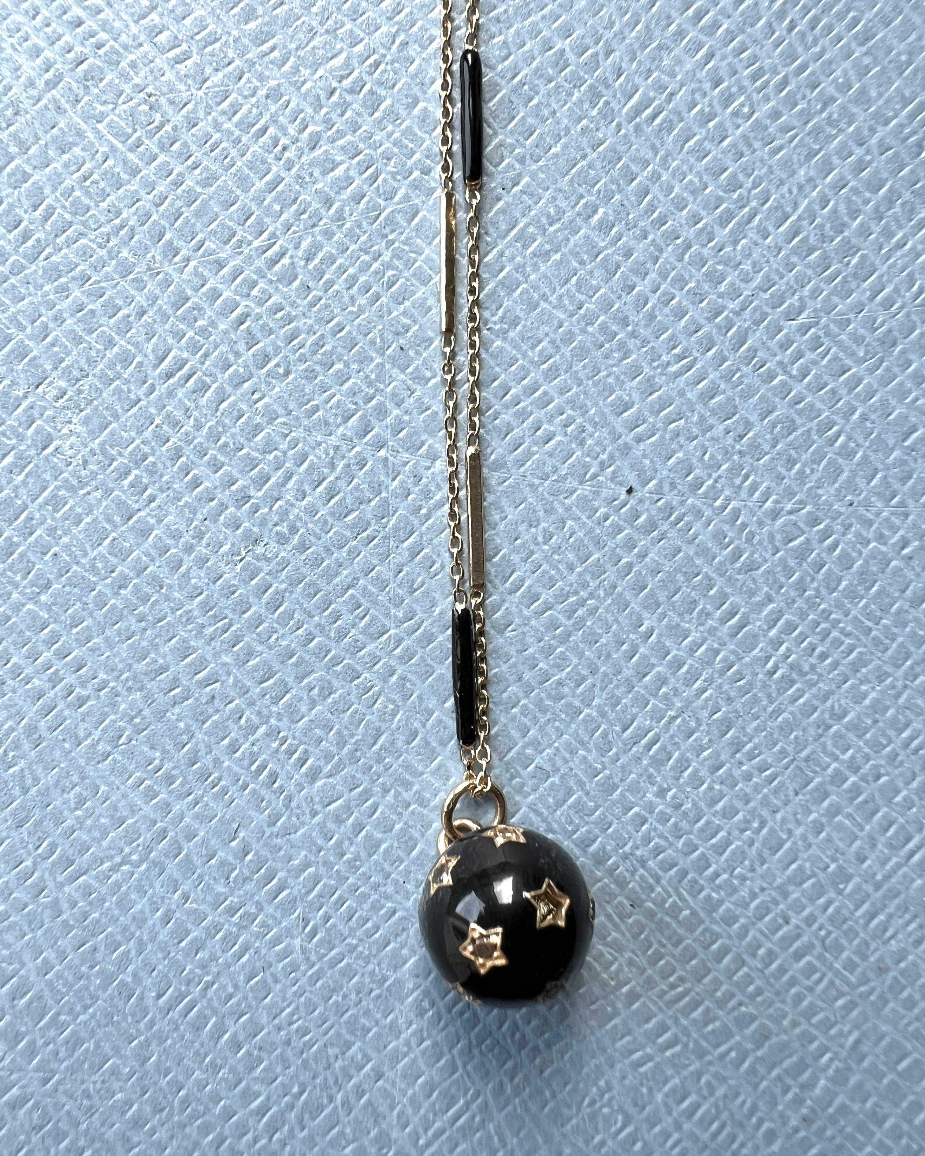 Long Chain Necklace Black Diamond White Diamond Star Ball Black Enamel in vendita 3