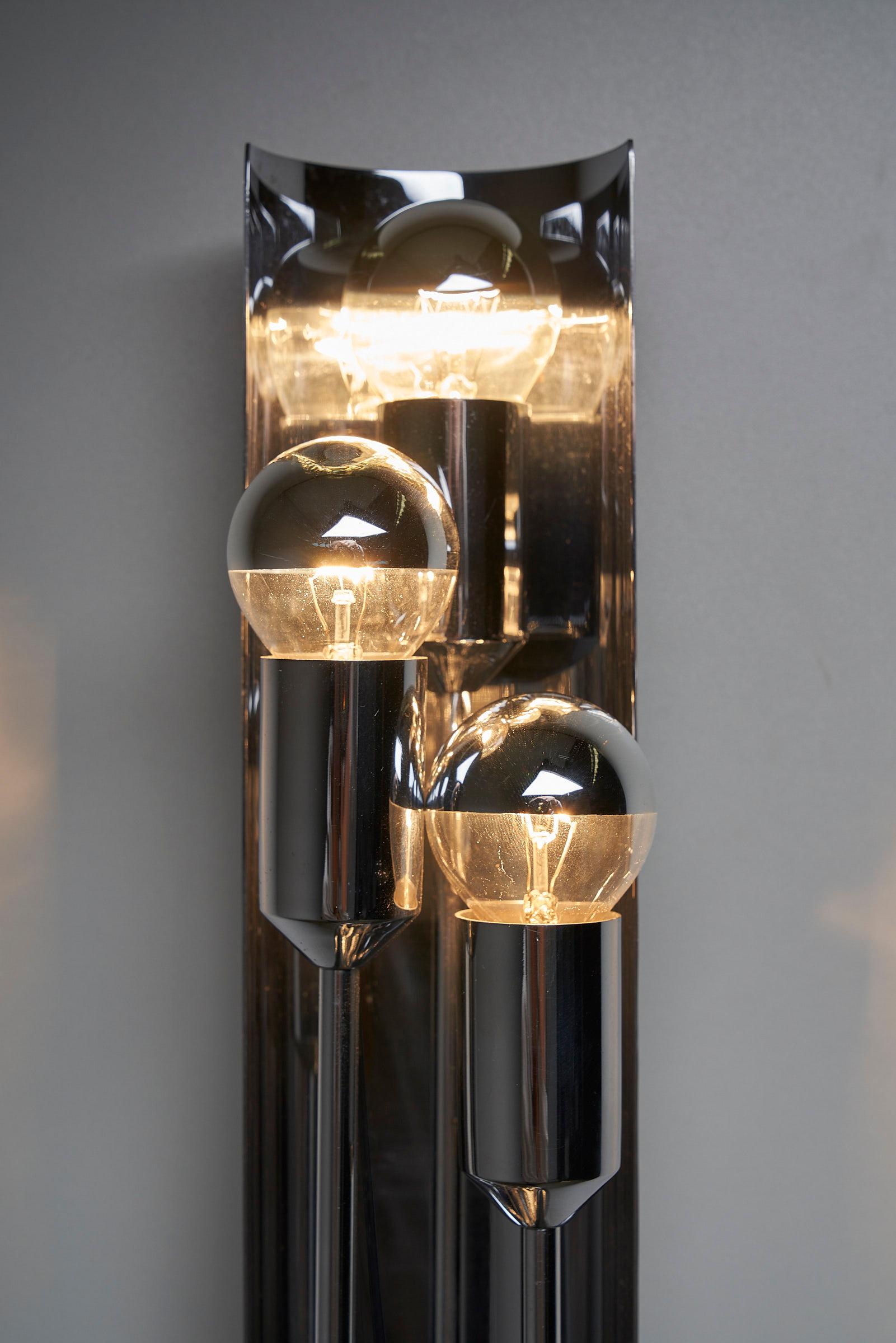 Long Chrome Space Age Wall Lamp With Reflector, Cosack Leuchten In Good Condition For Sale In Mortsel, BE