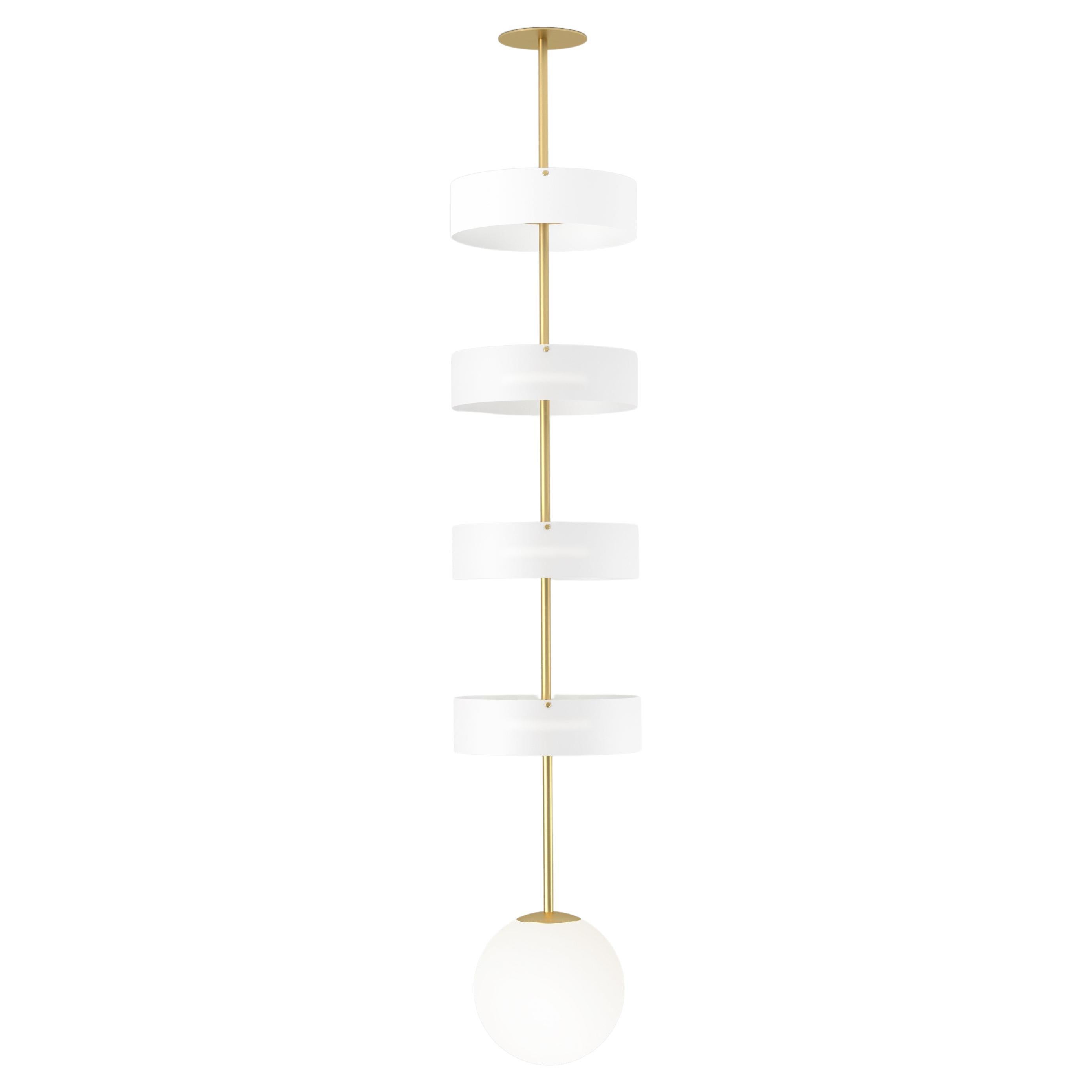 Lampada a sospensione a forma di cerchio lungo e globo di Atelier Ati