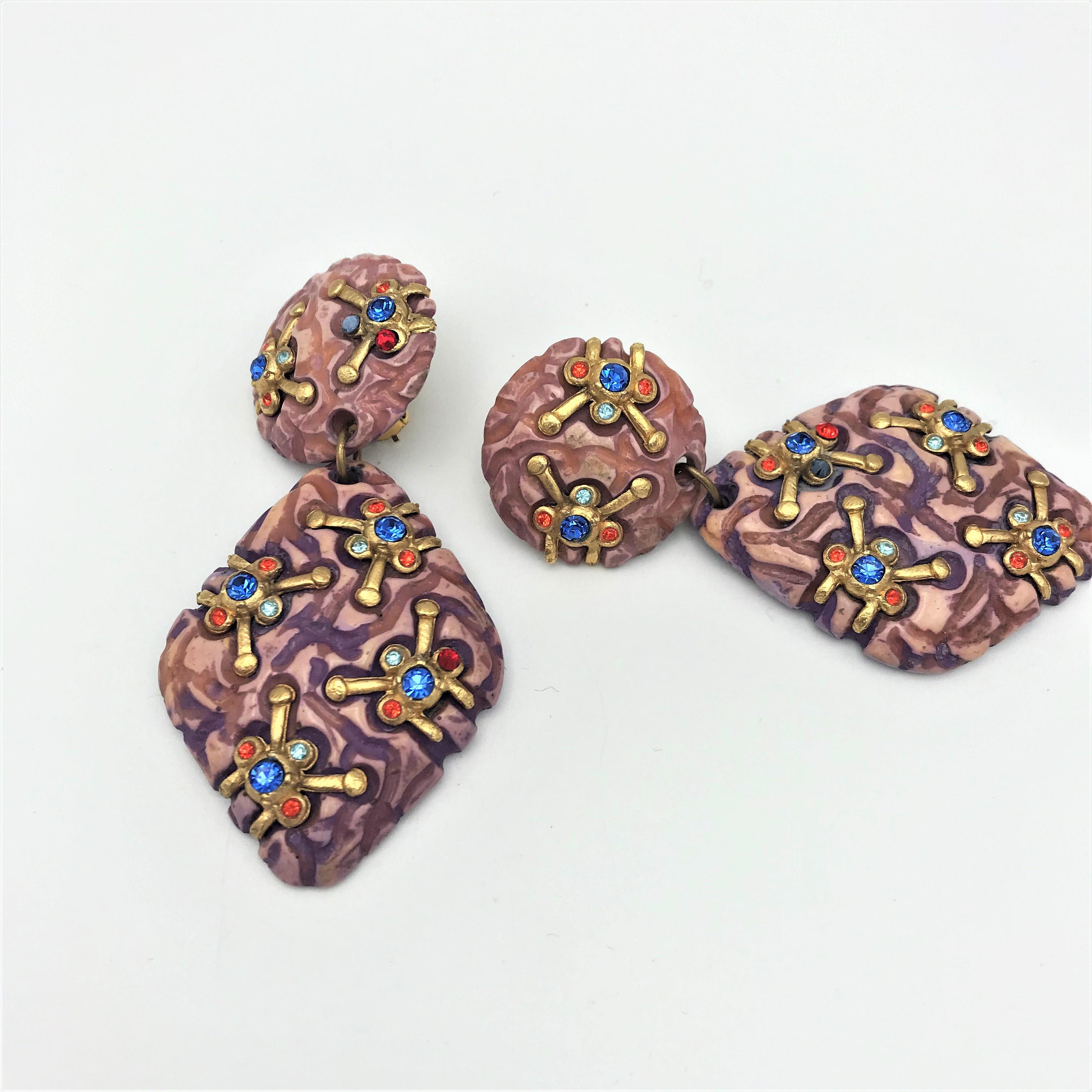 Long  Clip-on earrings by JACKY de G made in France, Resin, 1980s 1