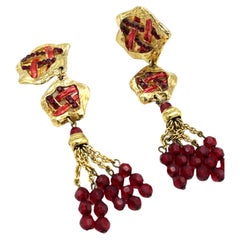 Retro Long Clip-one earing by JACKY de G Paris, gold plated, red rhinestons