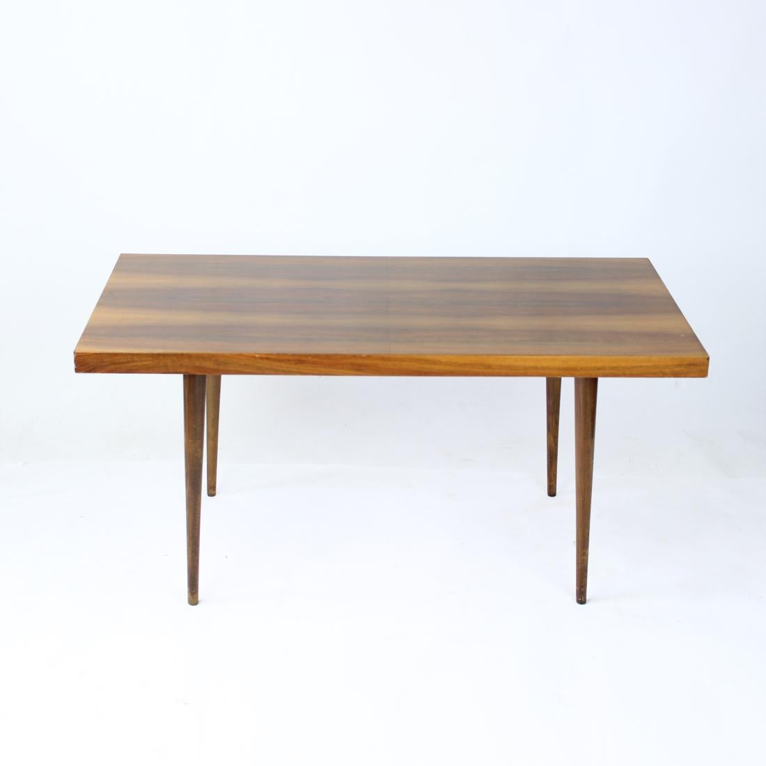 Mid-20th Century Long Coffee Table In Walnut By Mier, Czechoslovakia 1960s