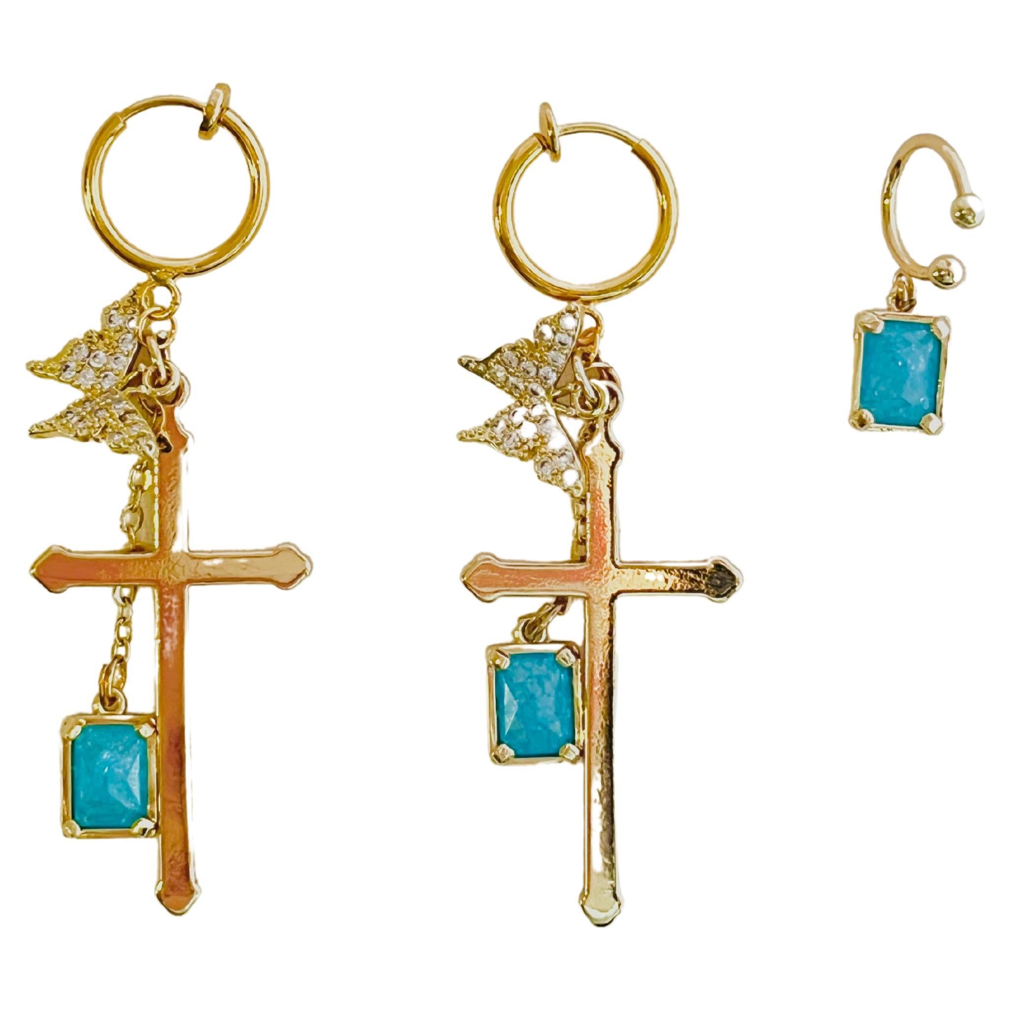 100% handmade. Excellent gift for lady. Very high cost and quality.

Material: Alloy, Faux crystals.

Size: 5.6*2.5 cm.

Weight: 4 g/each.

_ _ _

Great for everyday wear. Come with velvet pouch and beautiful package.

Makes the perfect gift for