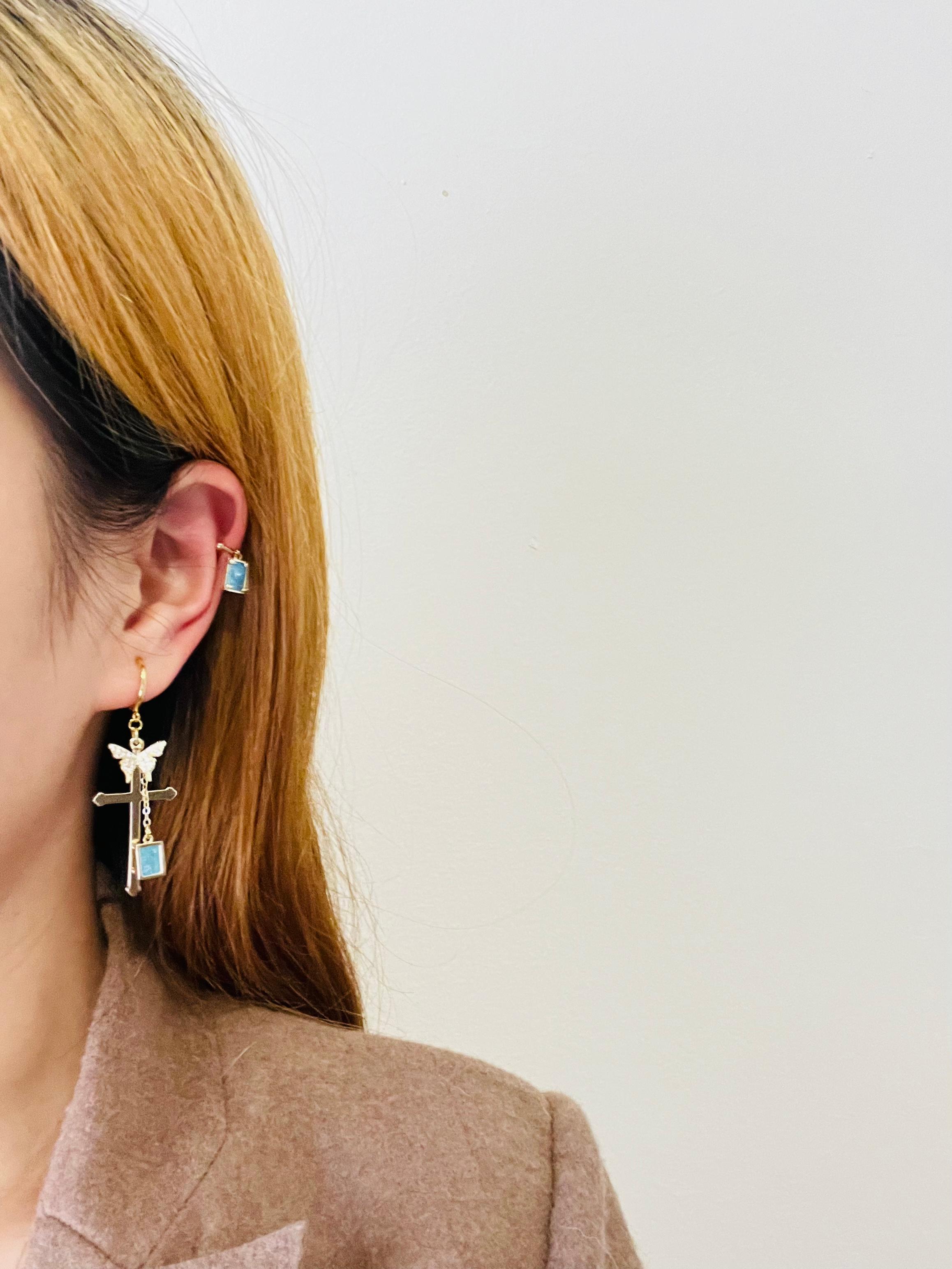 Longues boucles d'oreilles à clip en cristal de croix, papillon, saphir, bleu et or en vente 1