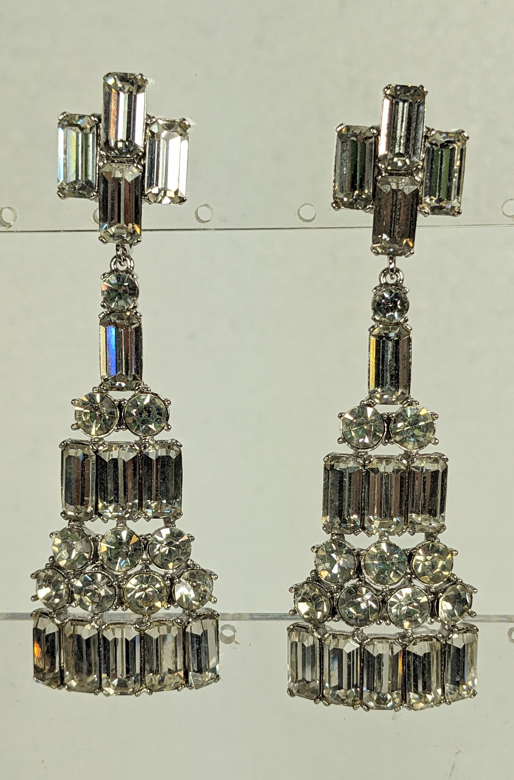 Longues boucles d'oreilles baguette en cristal Unisexe en vente