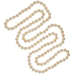 Long collier de perles de culture