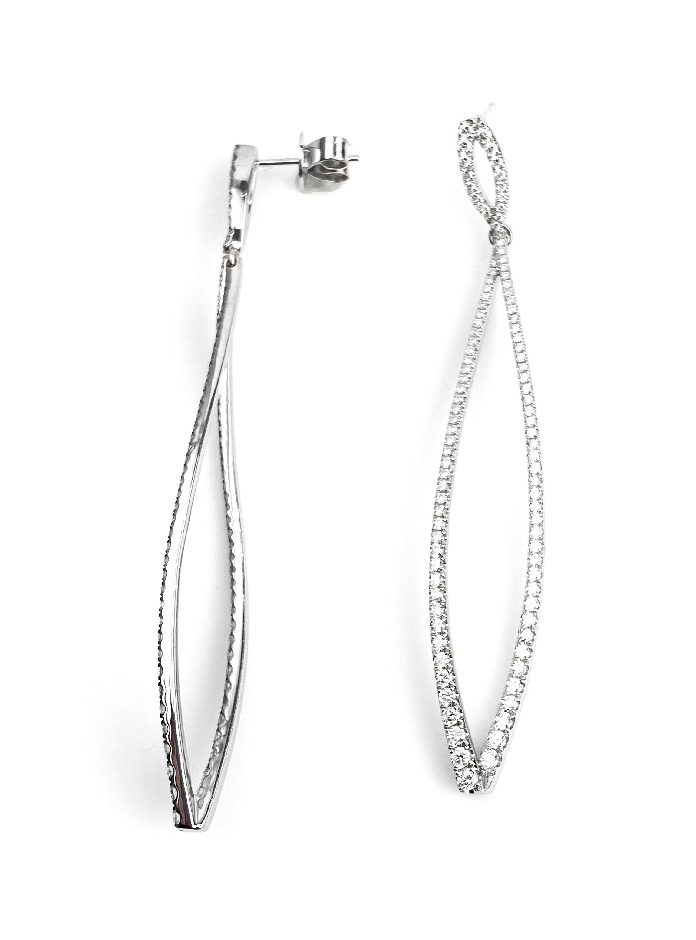 Contemporary Long Dangling Marquise-Shape Diamond Earrings in White Gold For Sale