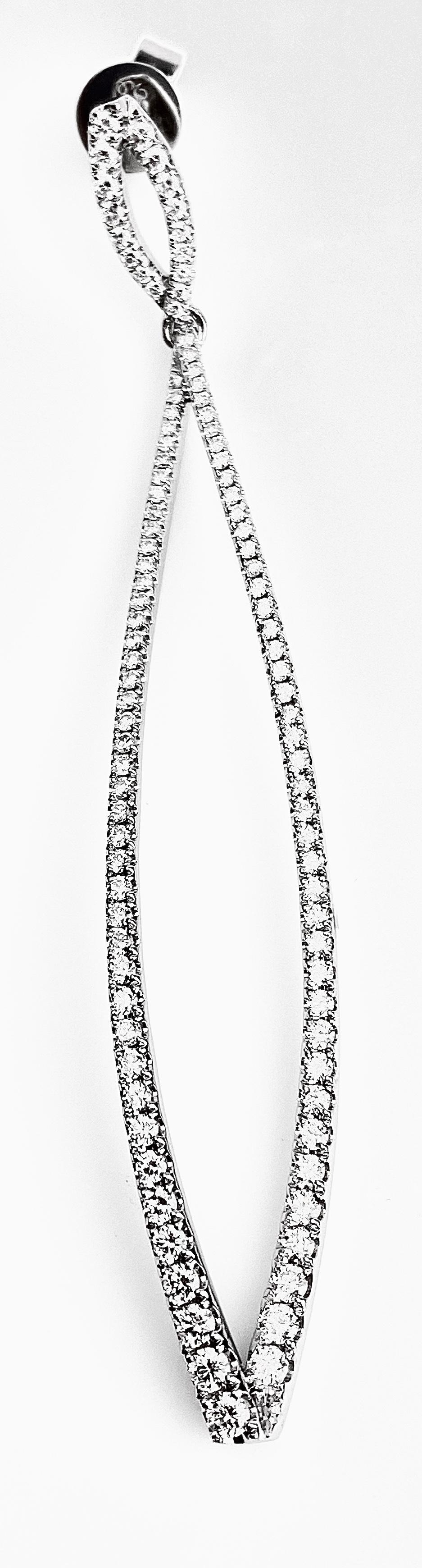 Long Dangling Marquise-Shape Diamond Earrings in White Gold In New Condition For Sale In Toronto, Ontario