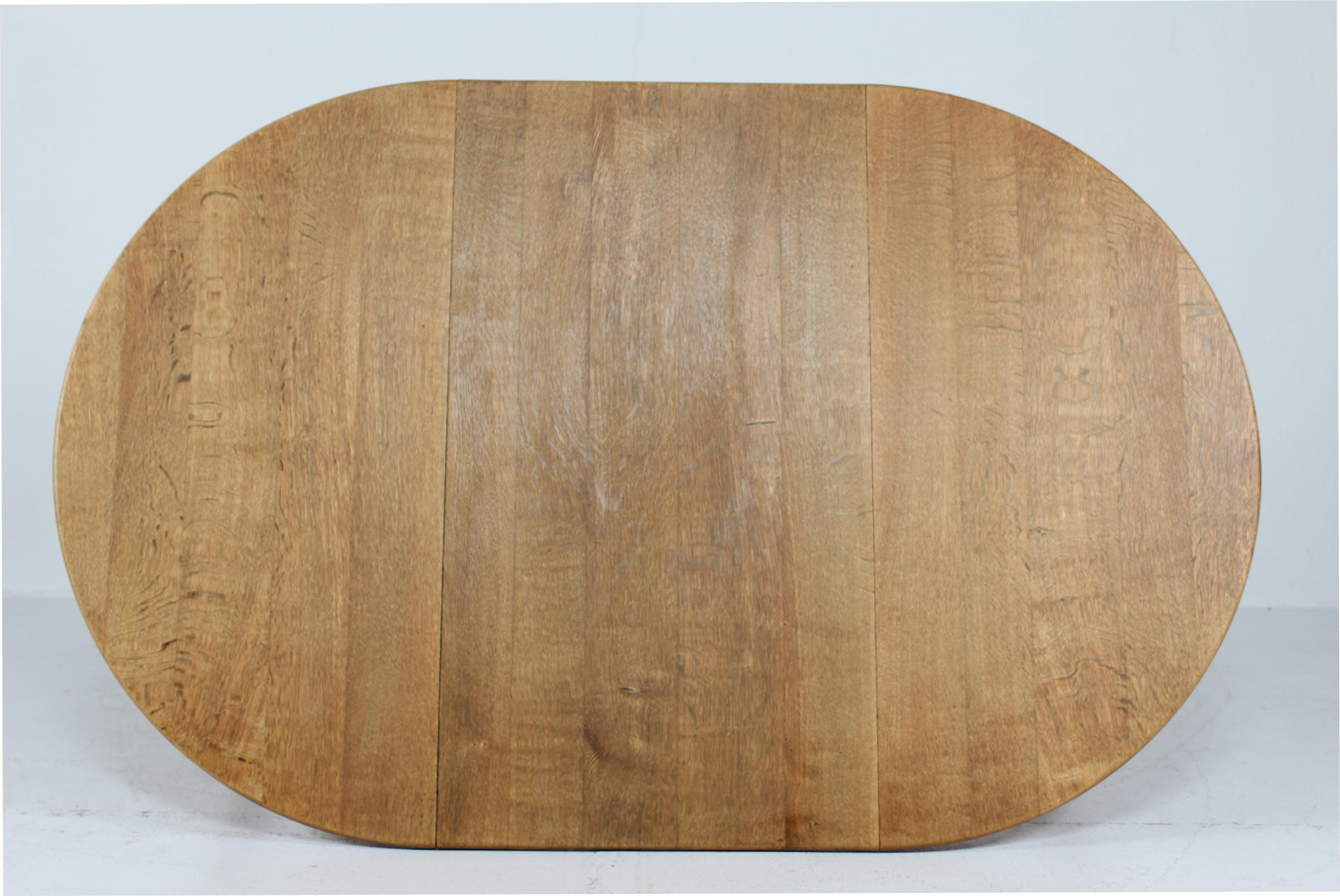 Long Danish 3 Leaves Extendable Dining Table of oak by Henning Kjærnulf 1970s 1