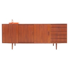 Langes dänisches Sideboard aus Teakholz