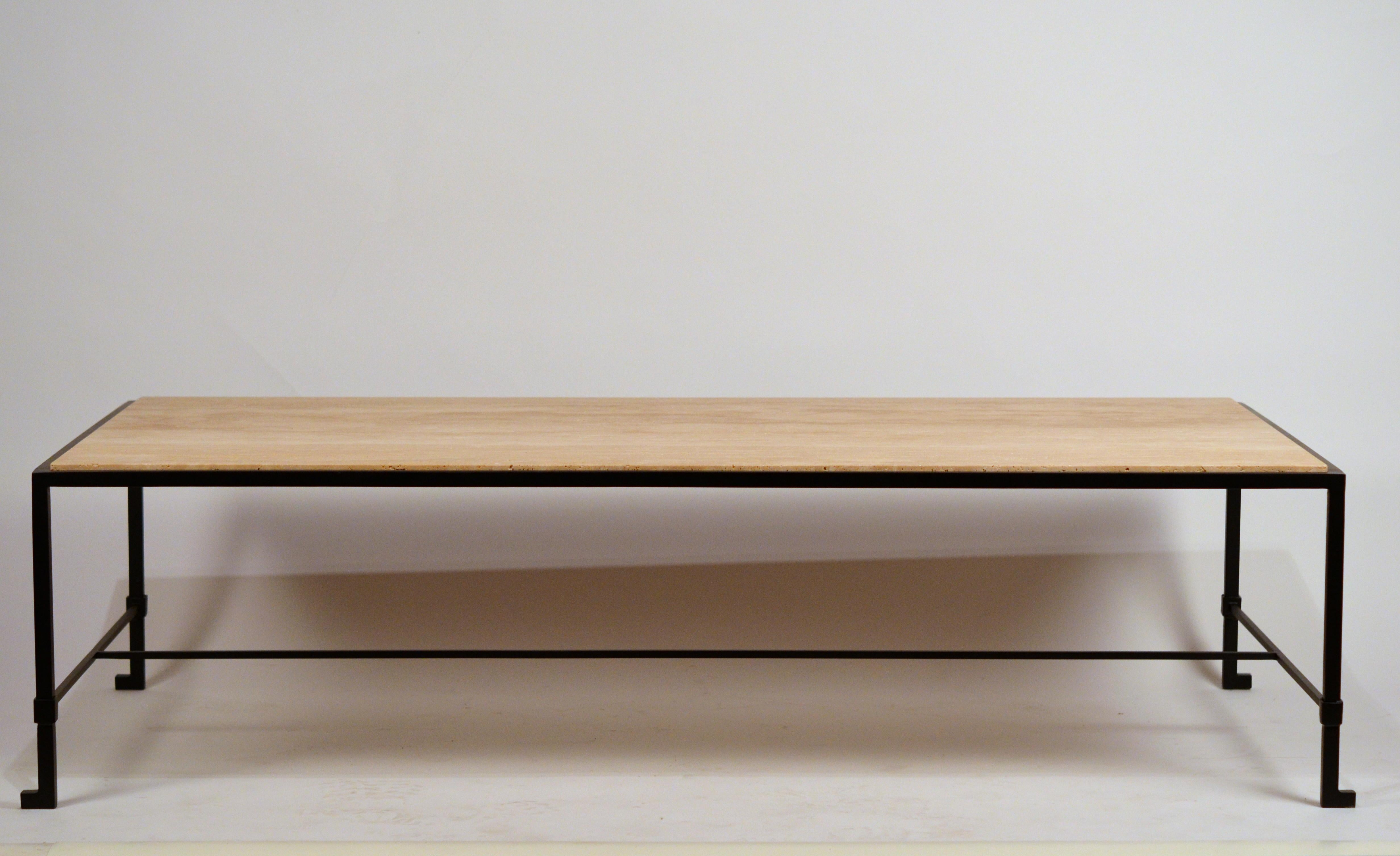 Longue table basse 