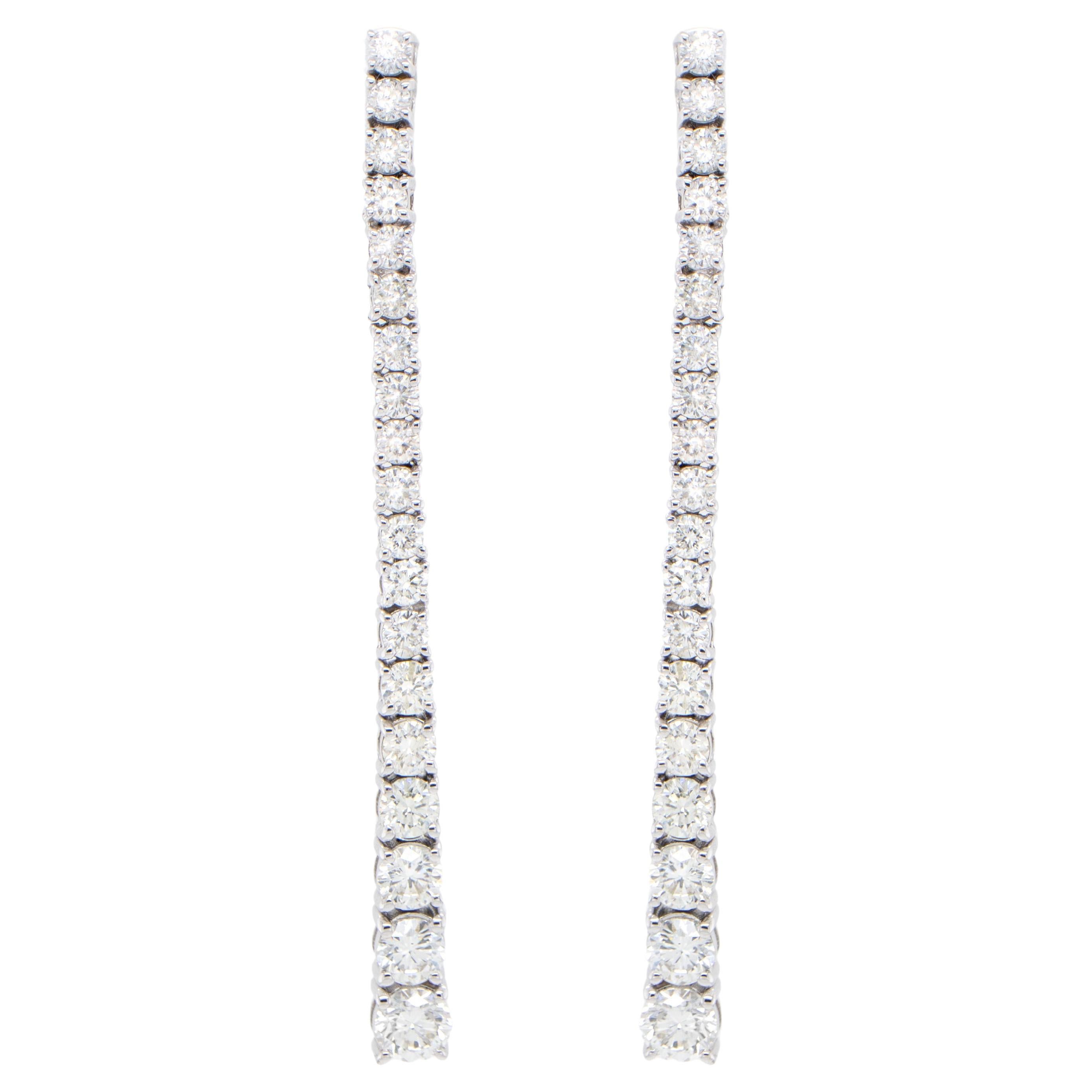 Boucles d'oreilles pendantes à long diamant 2.66 carats or blanc 18K
