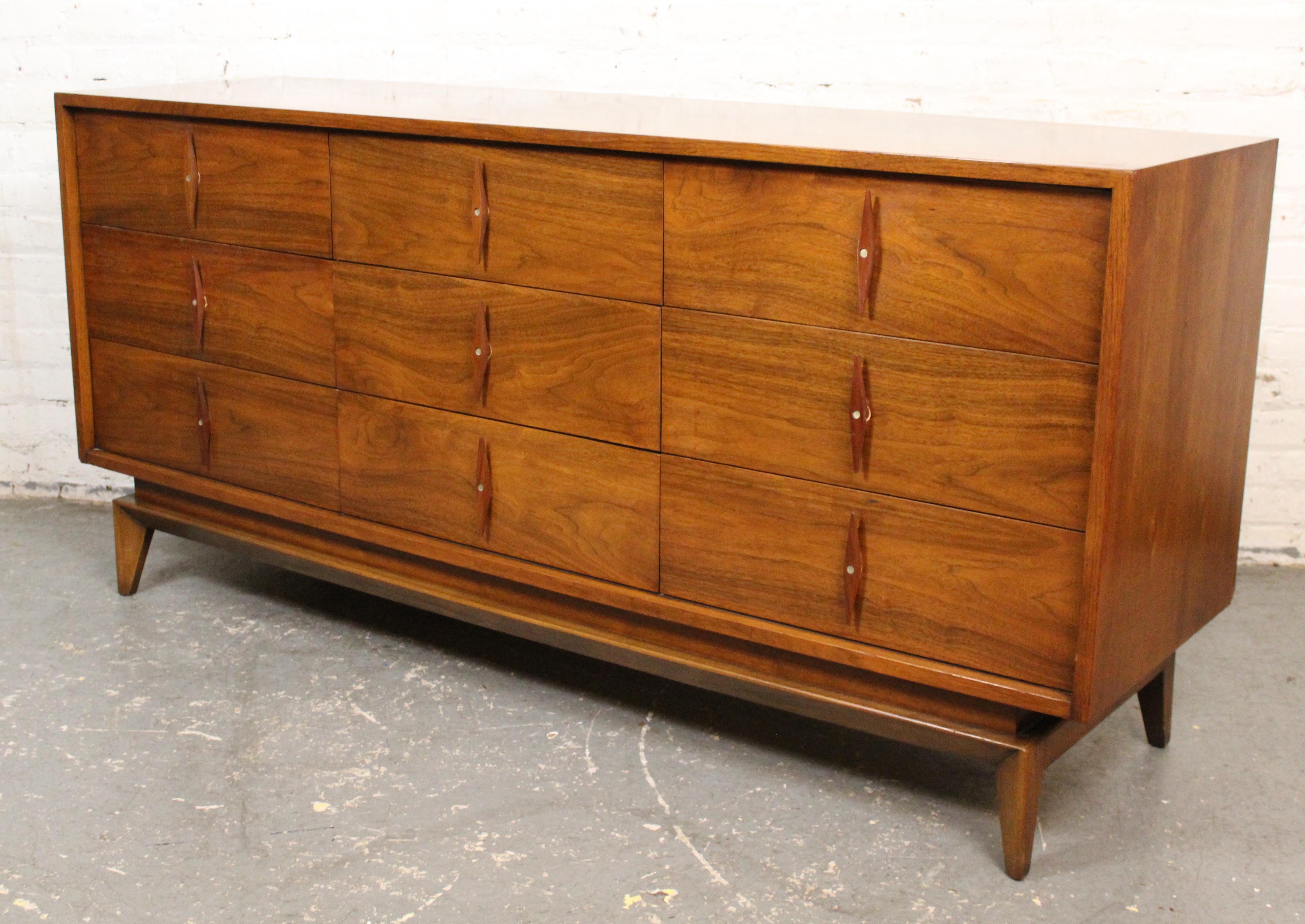 Mid-Century Modern Long Diamond Handle Dresser by American of Martinsville For Sale