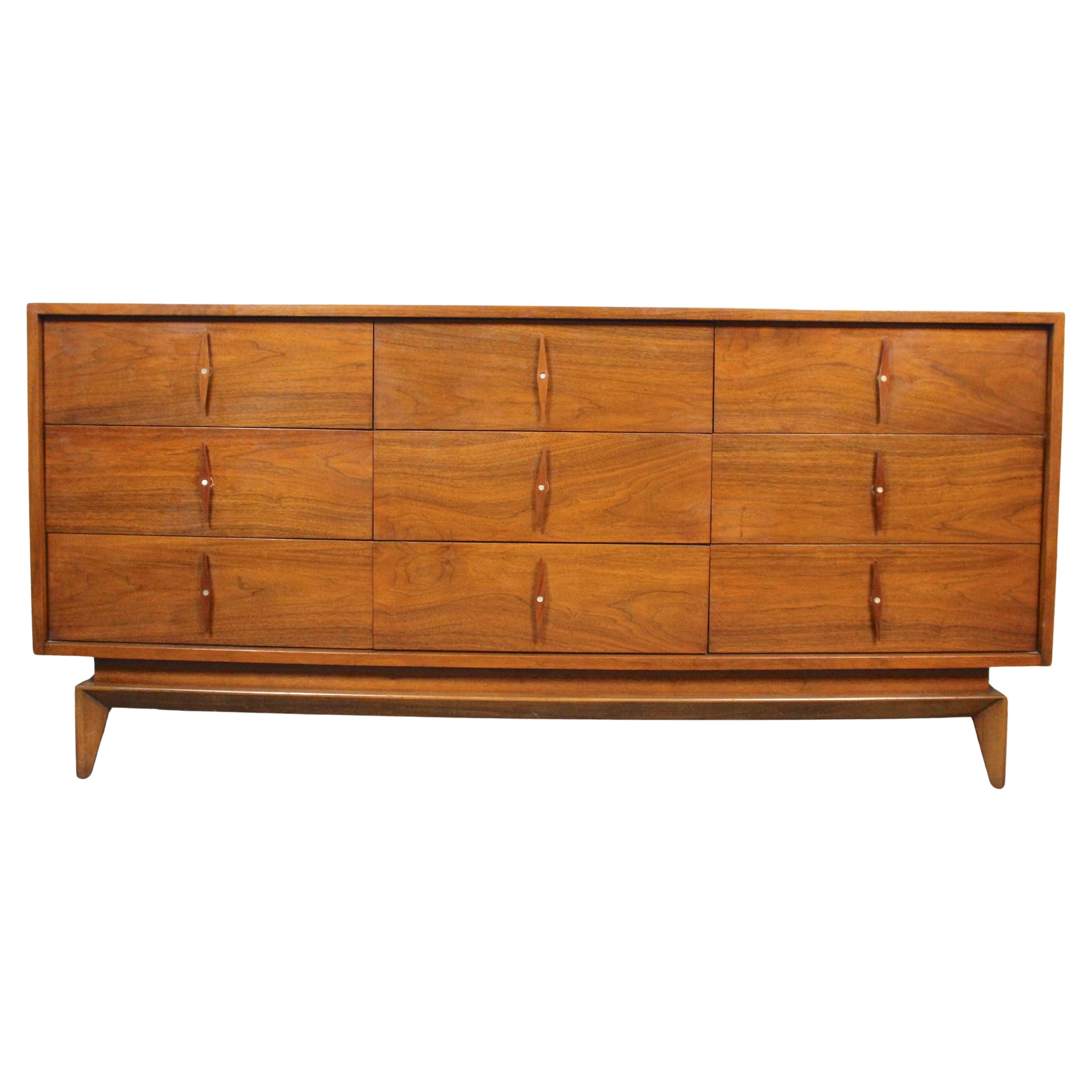 Long Diamond Handle Dresser by American of Martinsville
