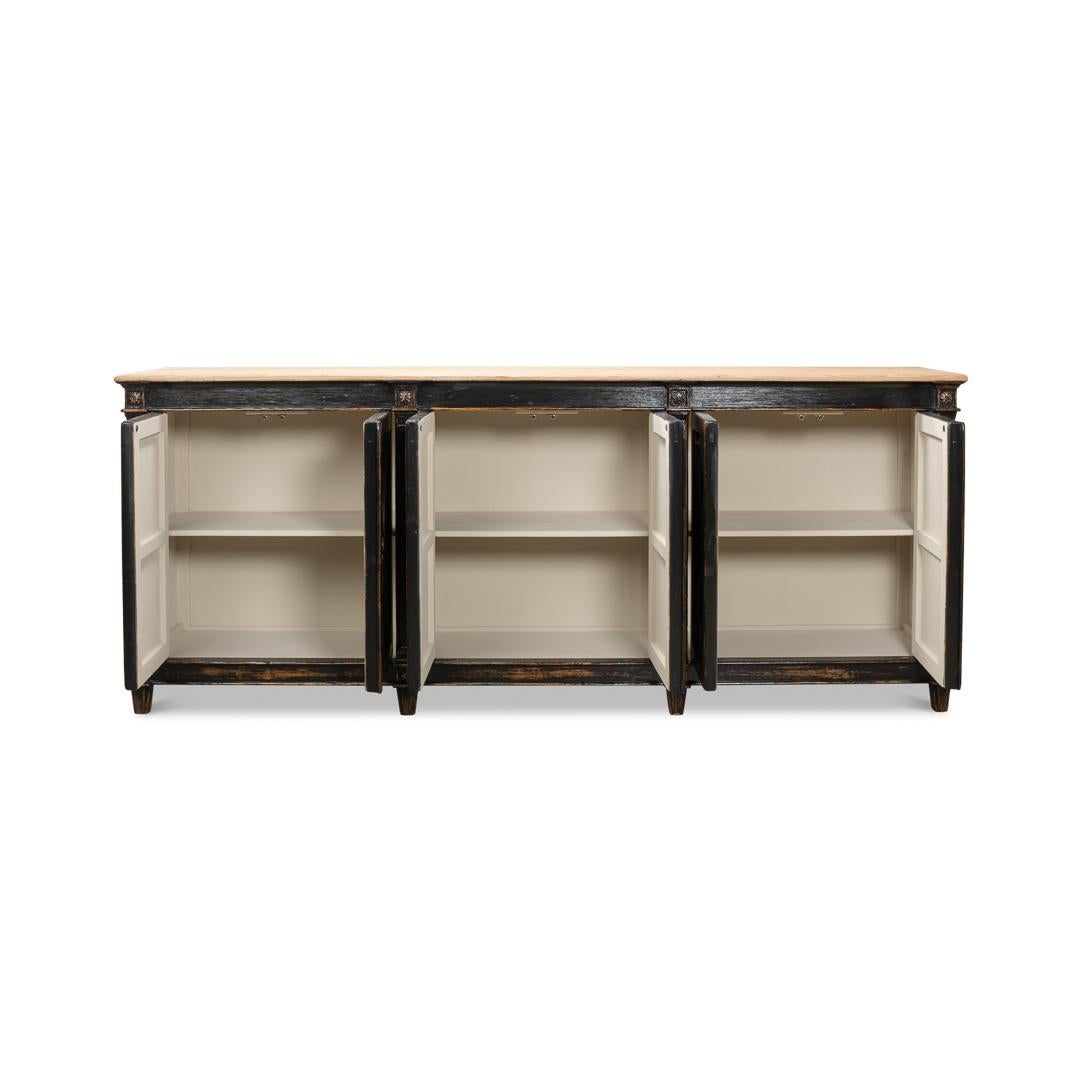 Stile provenzale Buffet lungo in stile Direttorio in nero anticato in vendita