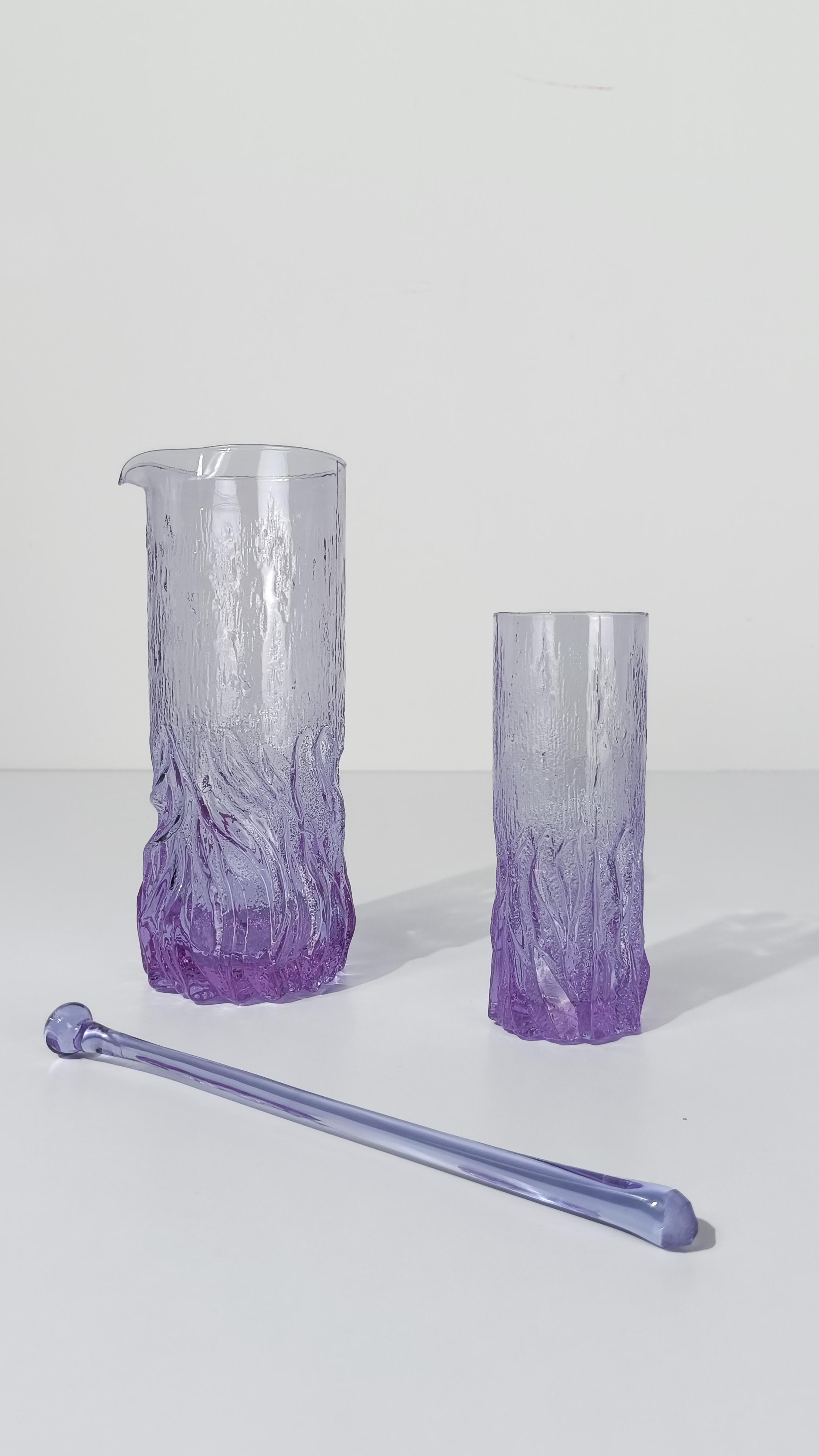 XX secolo Set di bicchieri e caraffe Long Drink Tumbler in vetro corteccia lilla chiaro, stile Whitefriars Glass in vendita
