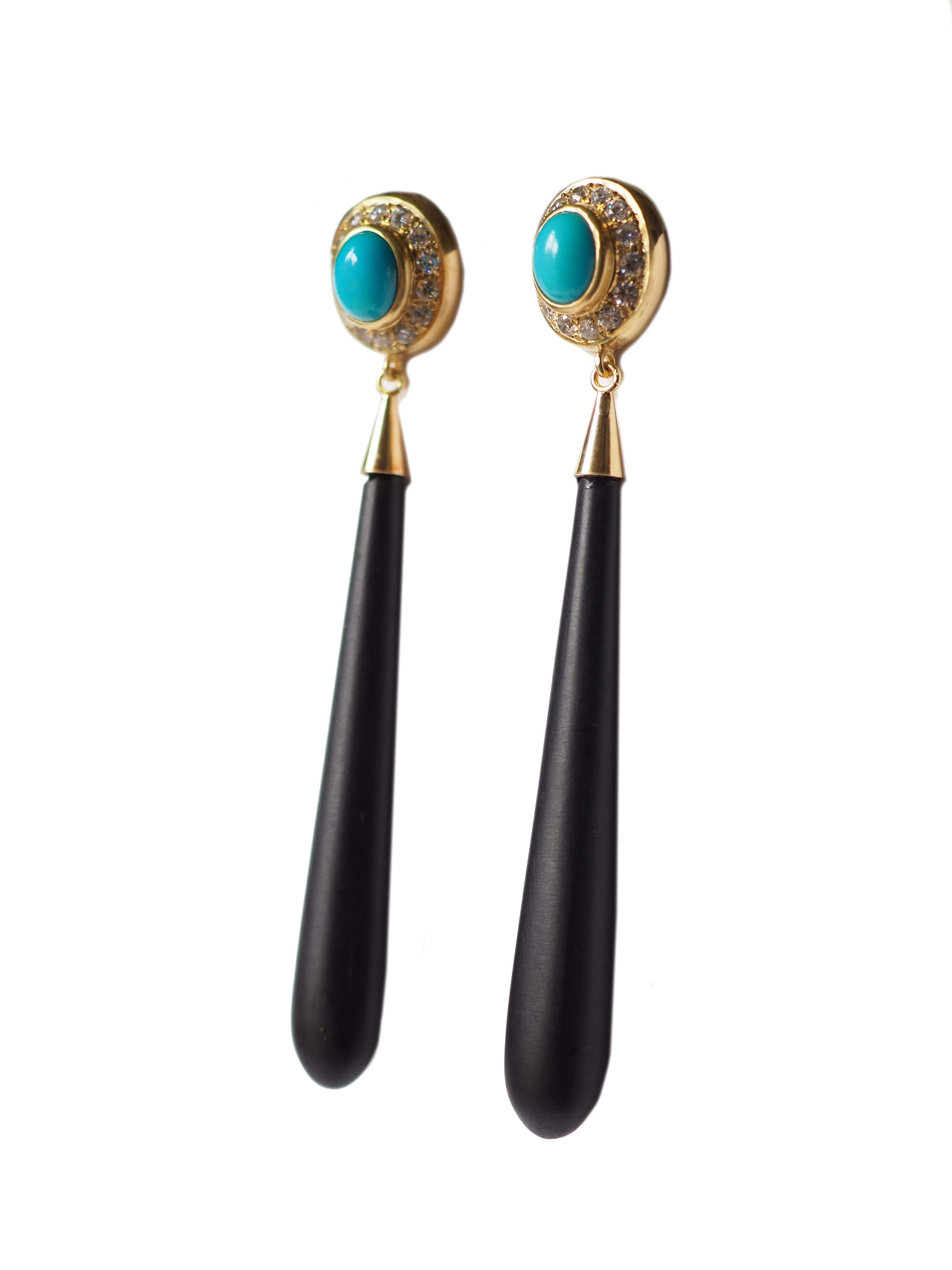 Long drop Ebony Earrings 18 kt Gold 9,80 gr Turquoise Zircon measure 8cm.
All Giulia Colussi jewelry is new and has never been previously owned or worn. Each item will arrive at your door beautifully gift wrapped in our boxes, put inside an elegant