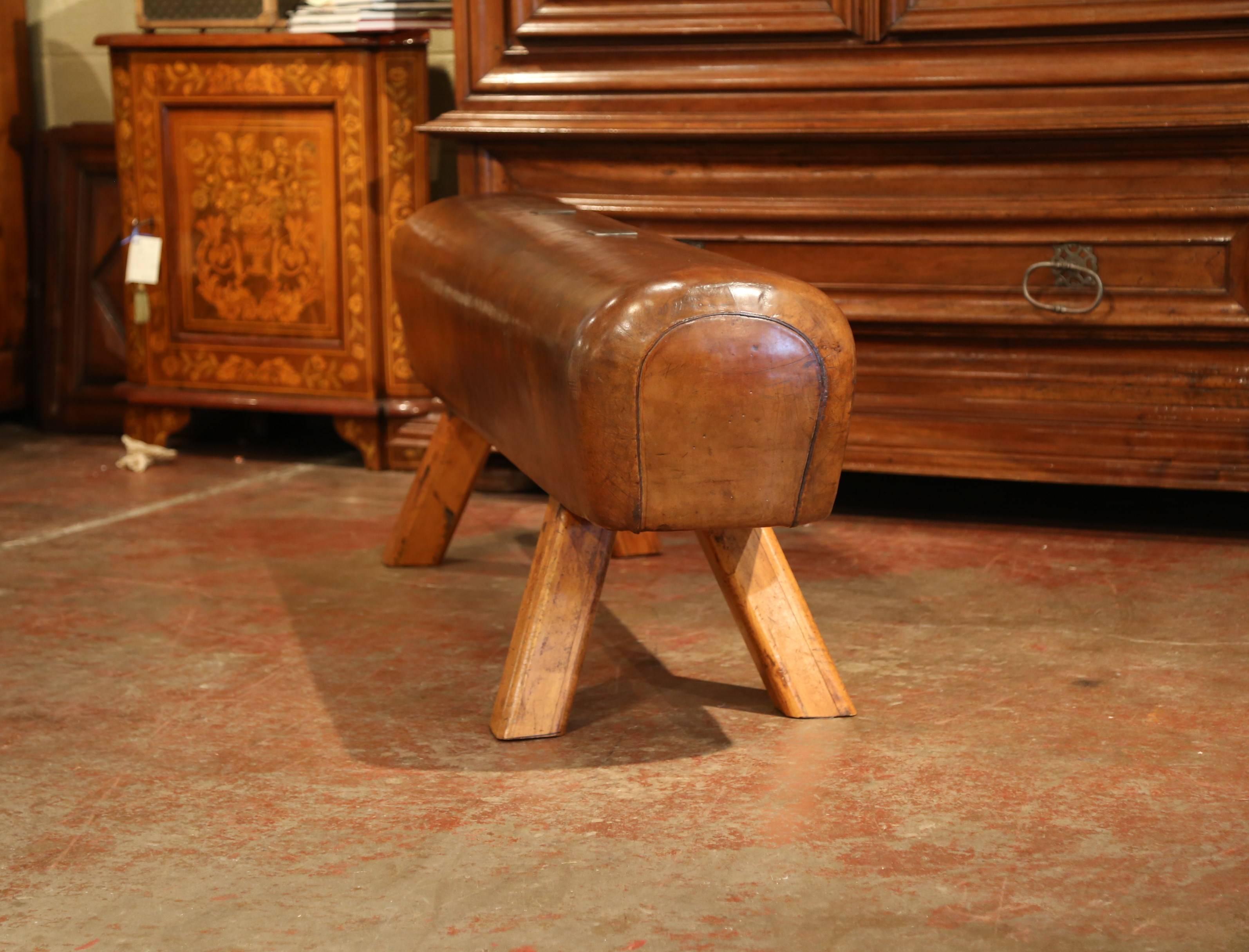 Long Early 20th Century Czech Pommel Horse Bench with Brown Leather In Excellent Condition In Dallas, TX