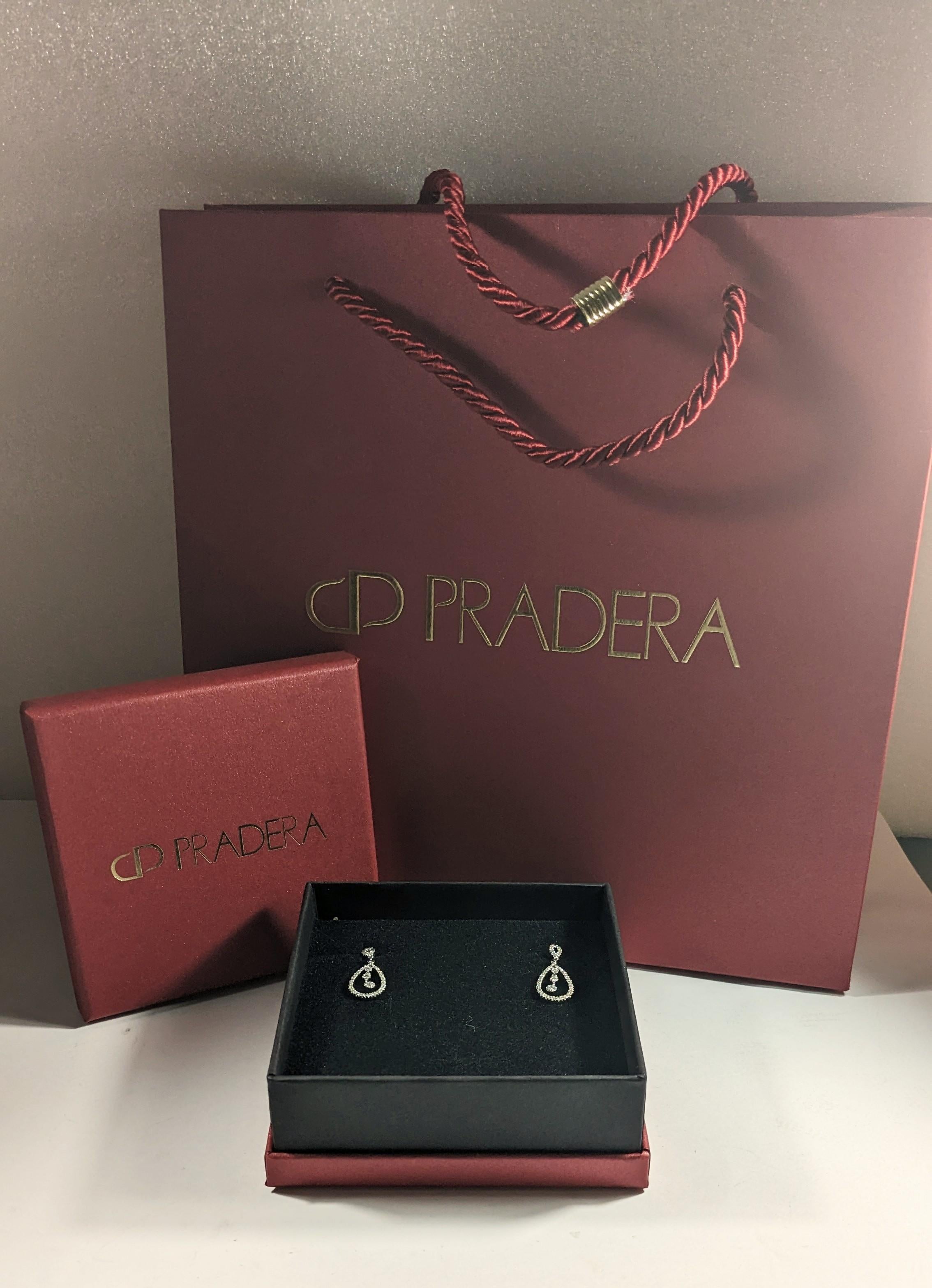 De las mujeres Pendientes Largos de Oro Blanco y Diamantes Blancos Limpios en venta