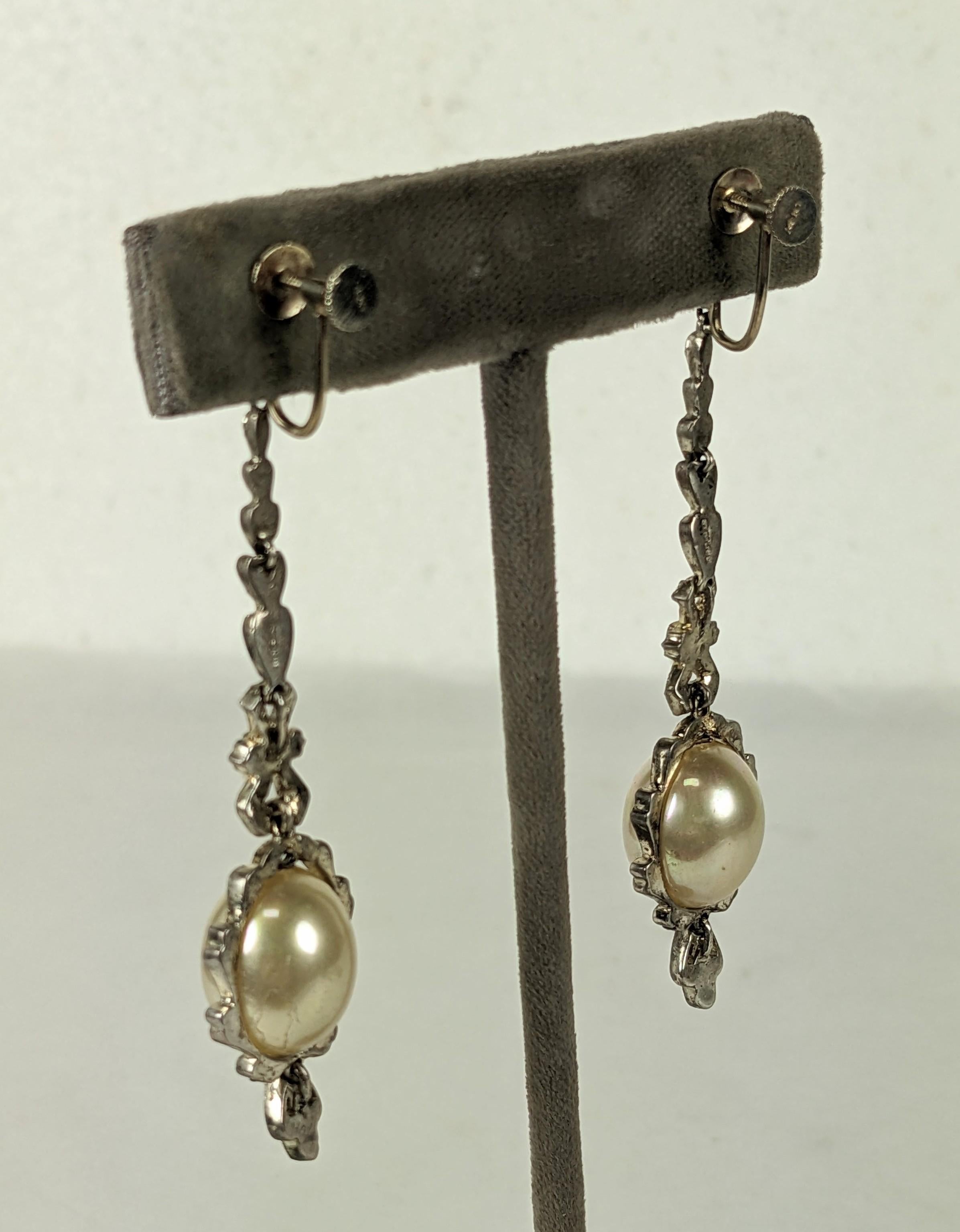 Lange edwardianische Perlen-Ohrringe aus Paste und Kunstperlen im Angebot 2