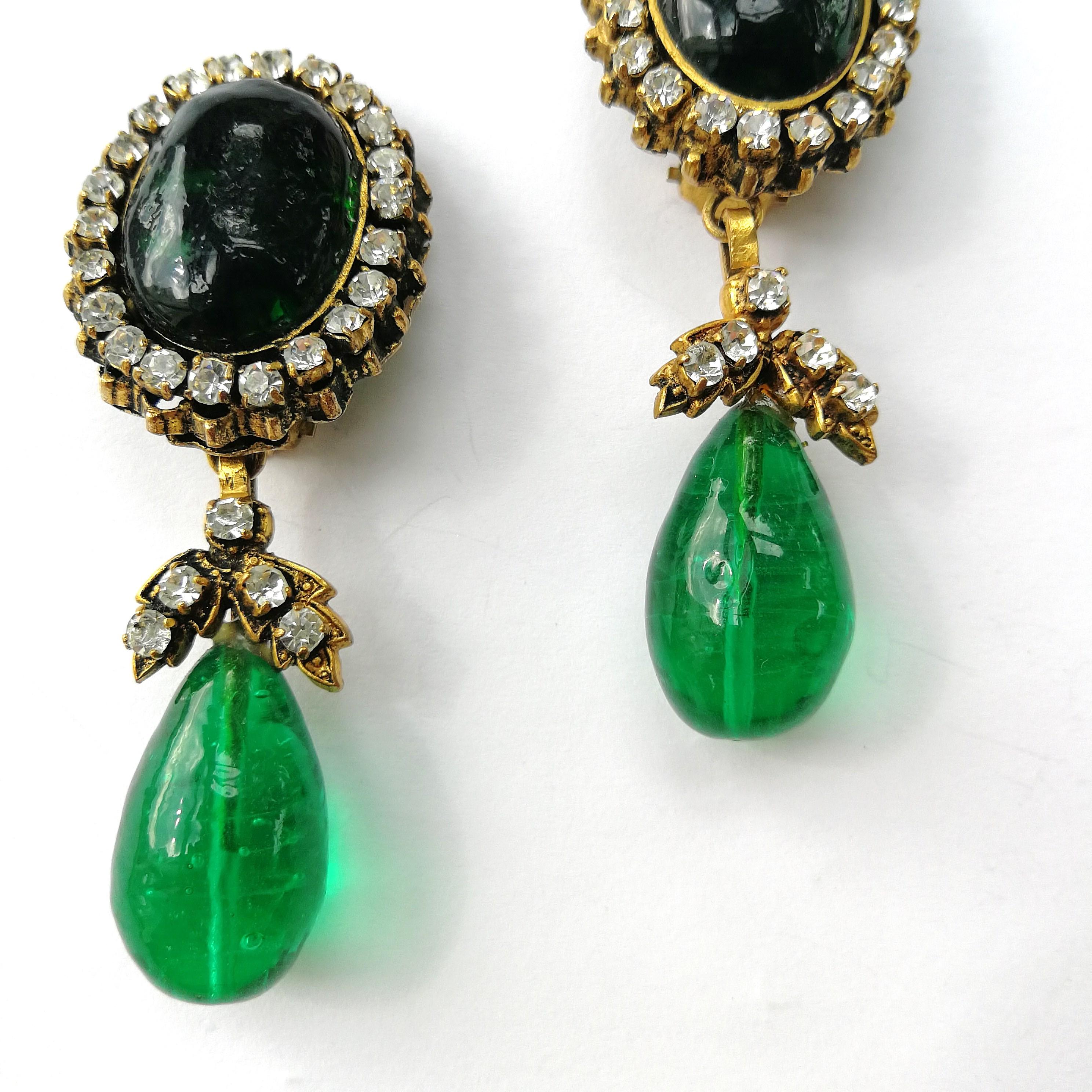 Women's or Men's Long emerald poured glass, paste and gilded metal drop earrings, Chanel, 1980s