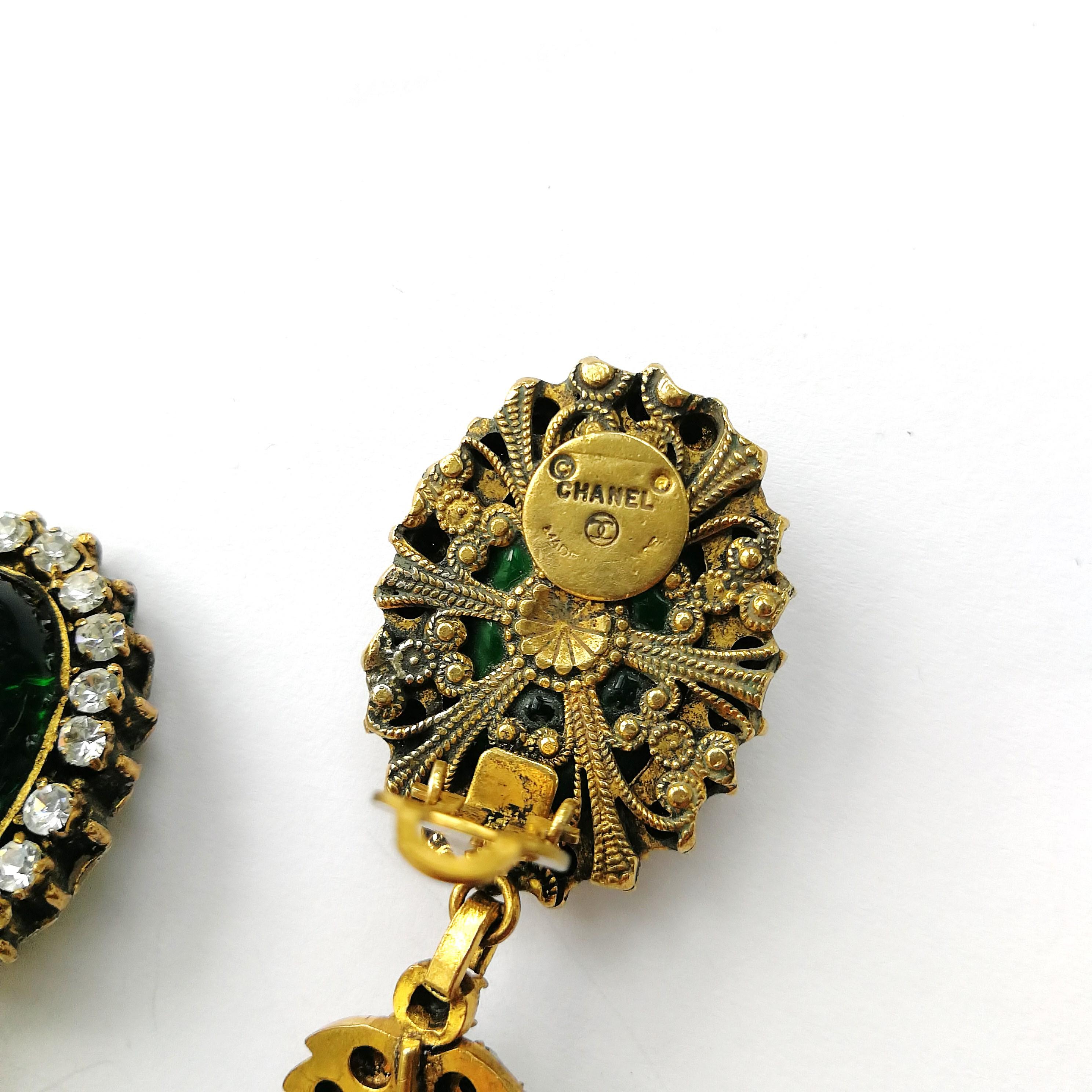 Long emerald poured glass, paste and gilded metal drop earrings, Chanel, 1980s 5