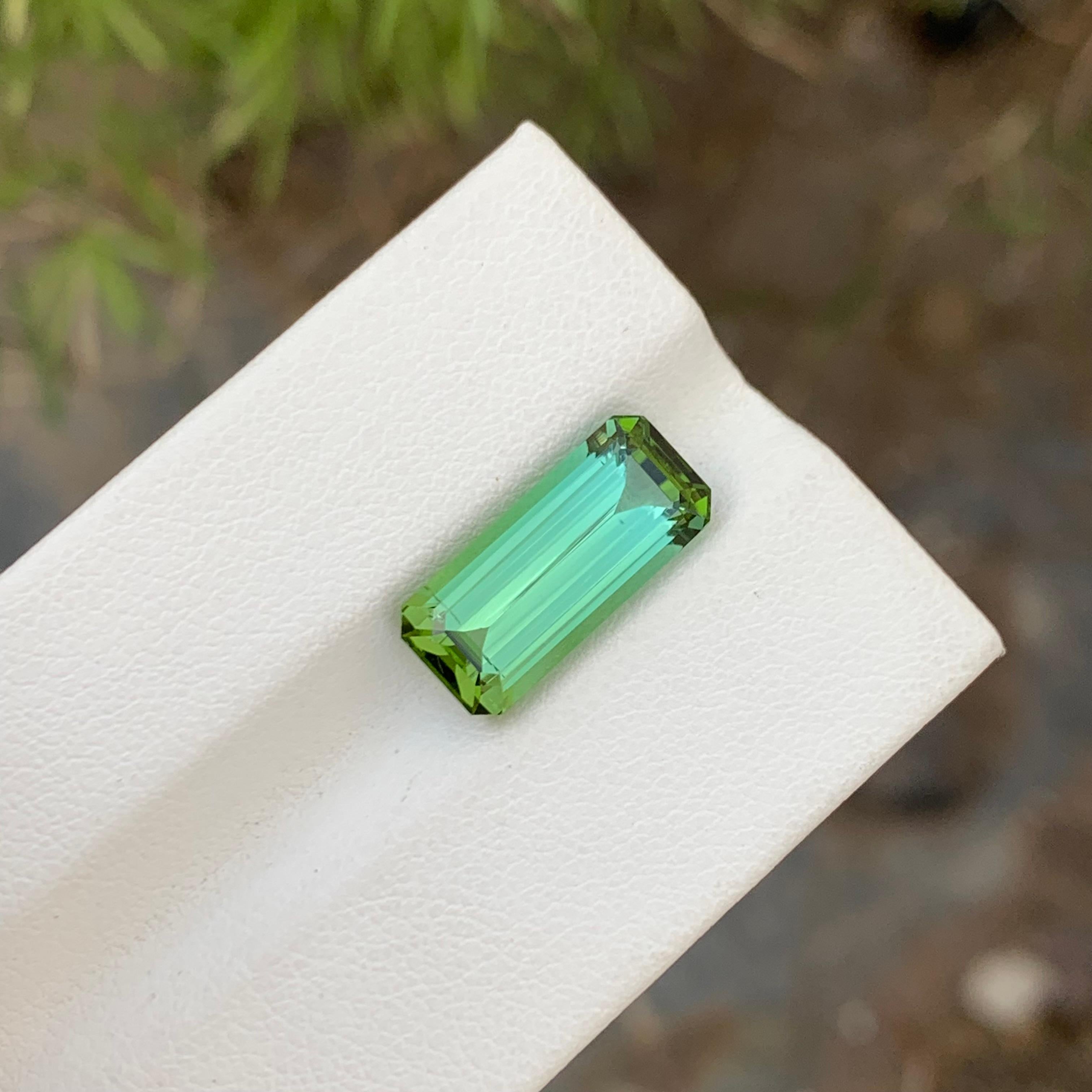 Long Emerald Shape 5.95 Carat Natural Loose Mint Green Tourmaline Gemstone  For Sale 5