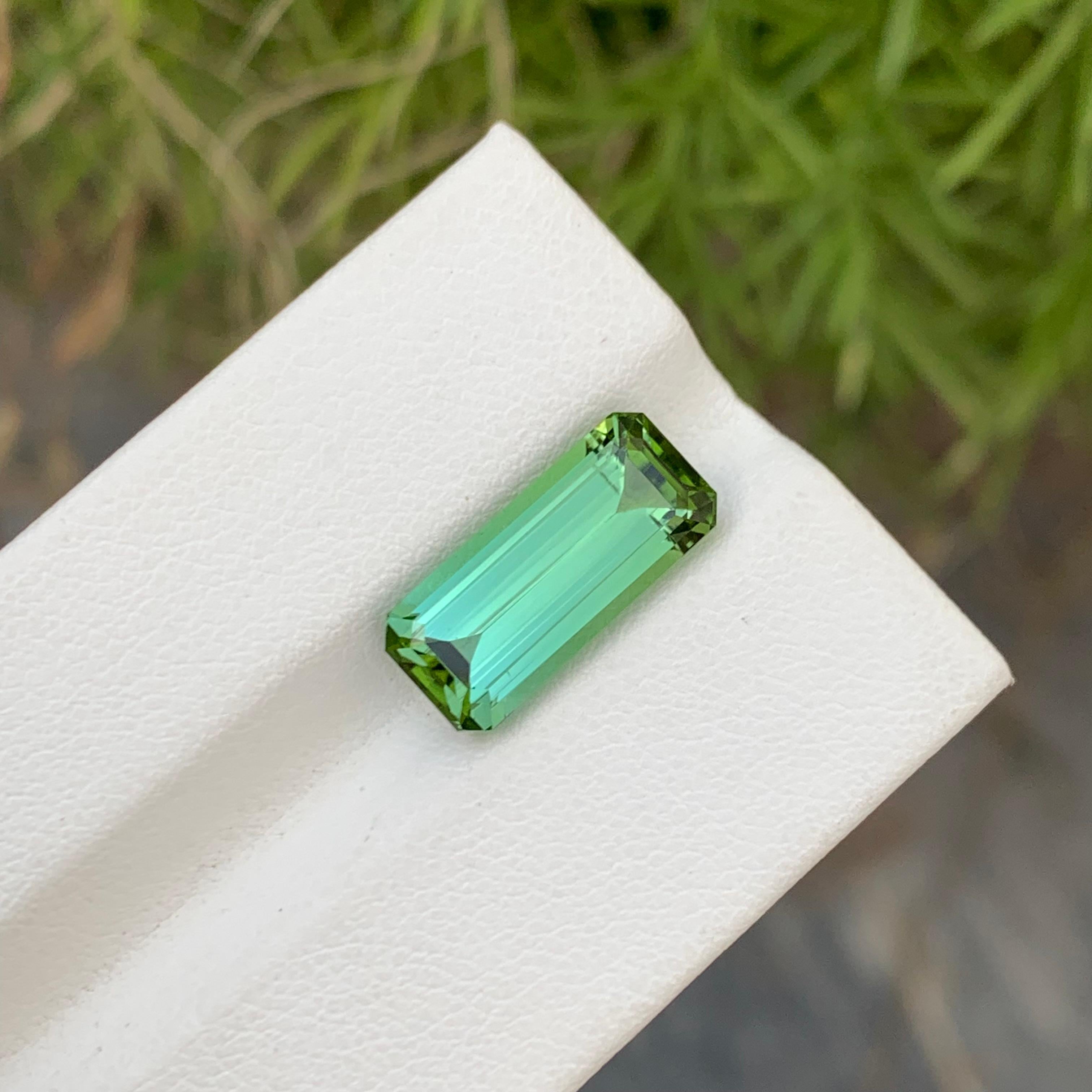 Long Emerald Shape 5.95 Carat Natural Loose Mint Green Tourmaline Gemstone  For Sale 8