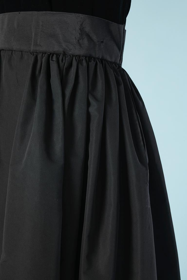Black Long evening bustier dress in black velvet and faille Pierre Cardin Paris For Sale