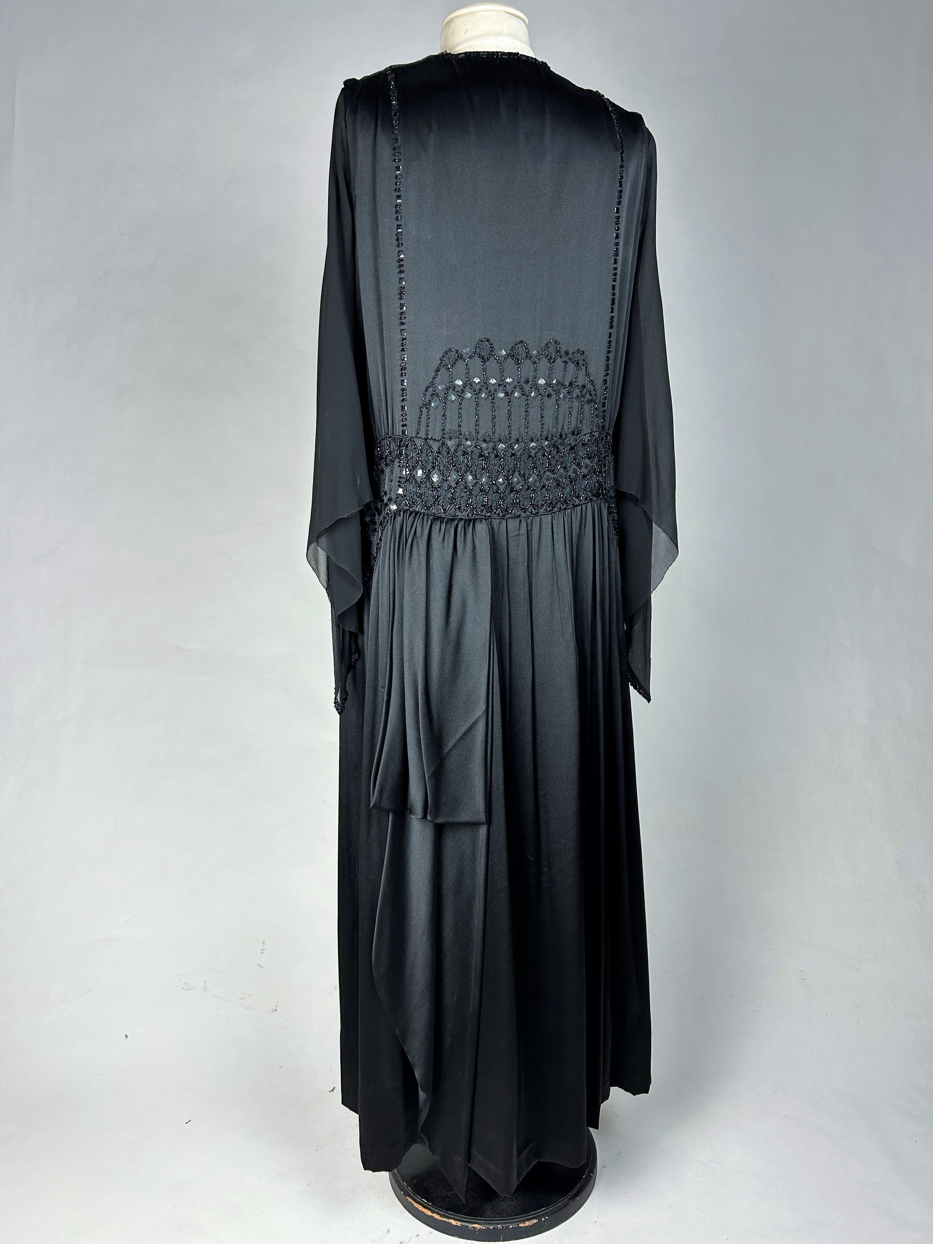 Long evening dress in embroidered satin and chiffon - Paris Circa 1920 For Sale 6