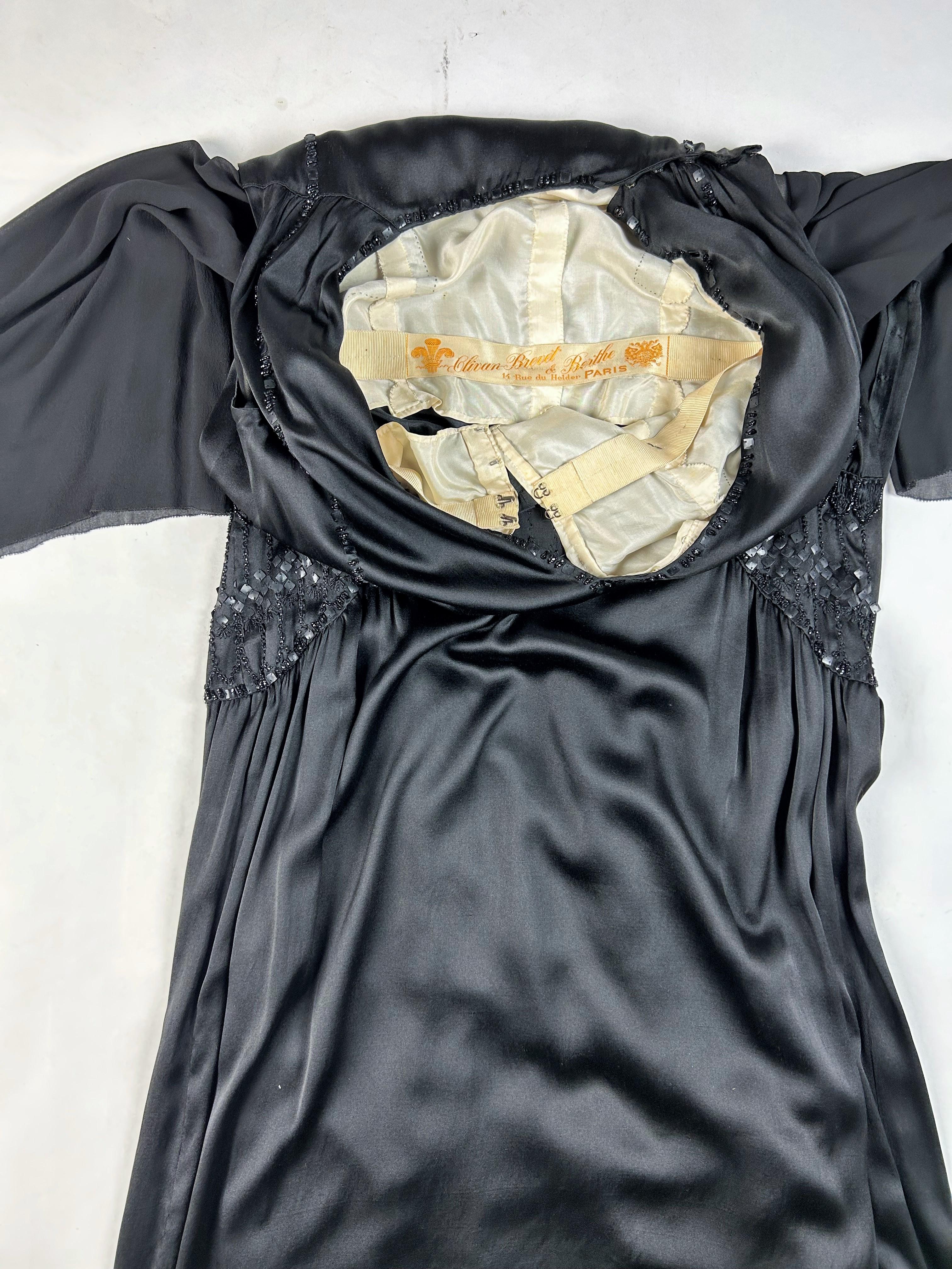 Longue robe du soir en satin et mousseline brodés - Paris Circa 1930 en vente 12