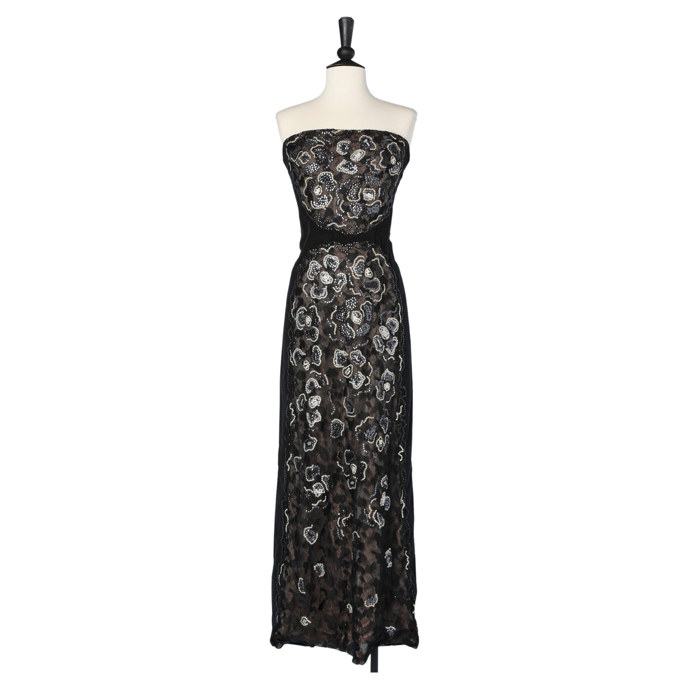 Long evening dress with embroidered on lace and velvet back Chanel  For Sale