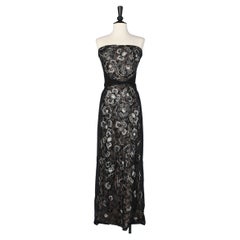 Long evening dress with embroidered on lace and velvet back Chanel 