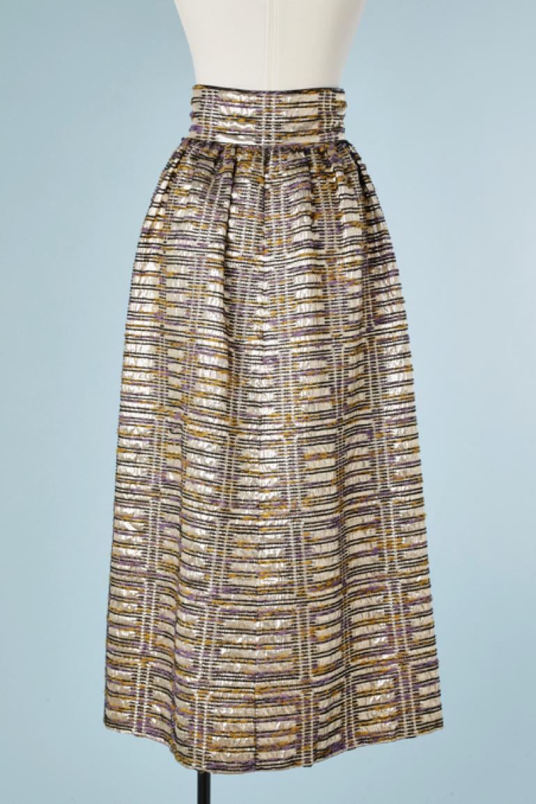 Long evening skirt in gold lamé with wool thread embroideries André Laug  In Excellent Condition In Saint-Ouen-Sur-Seine, FR
