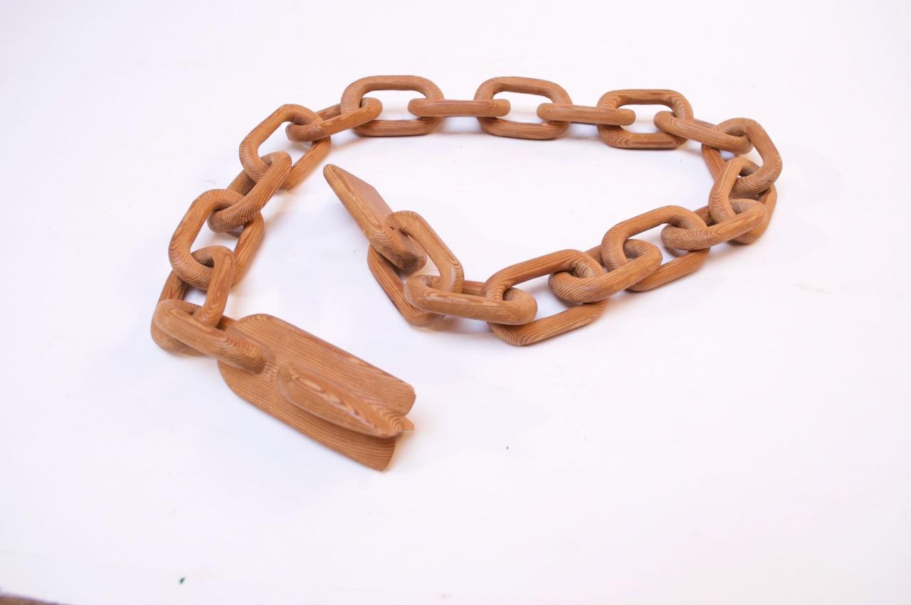 Mid-20th Century Long Folk Art Hand Carved Pine Whimsy Chain For Sale