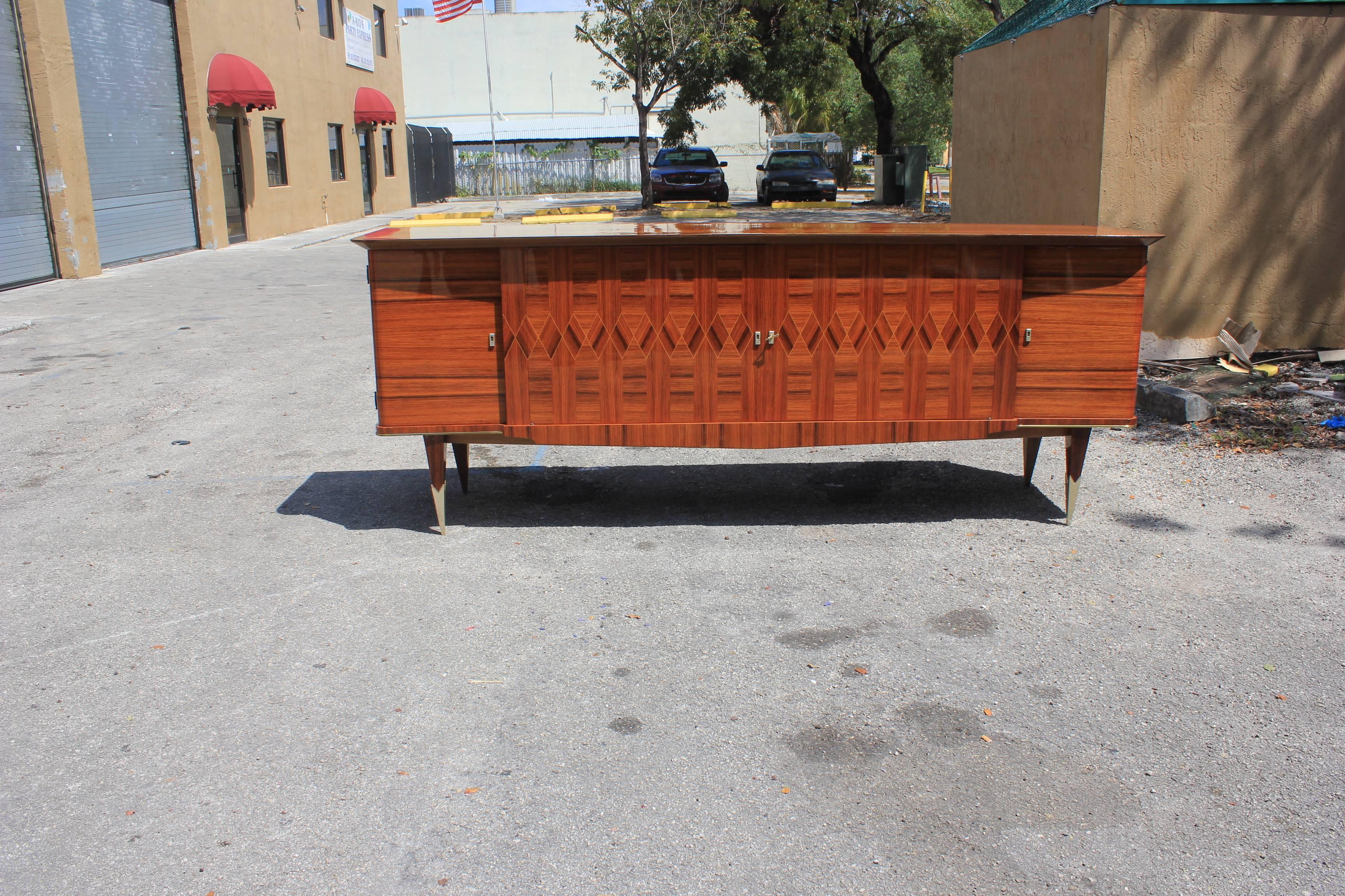 Description long French Art Deco exotic light Macassar ebony 